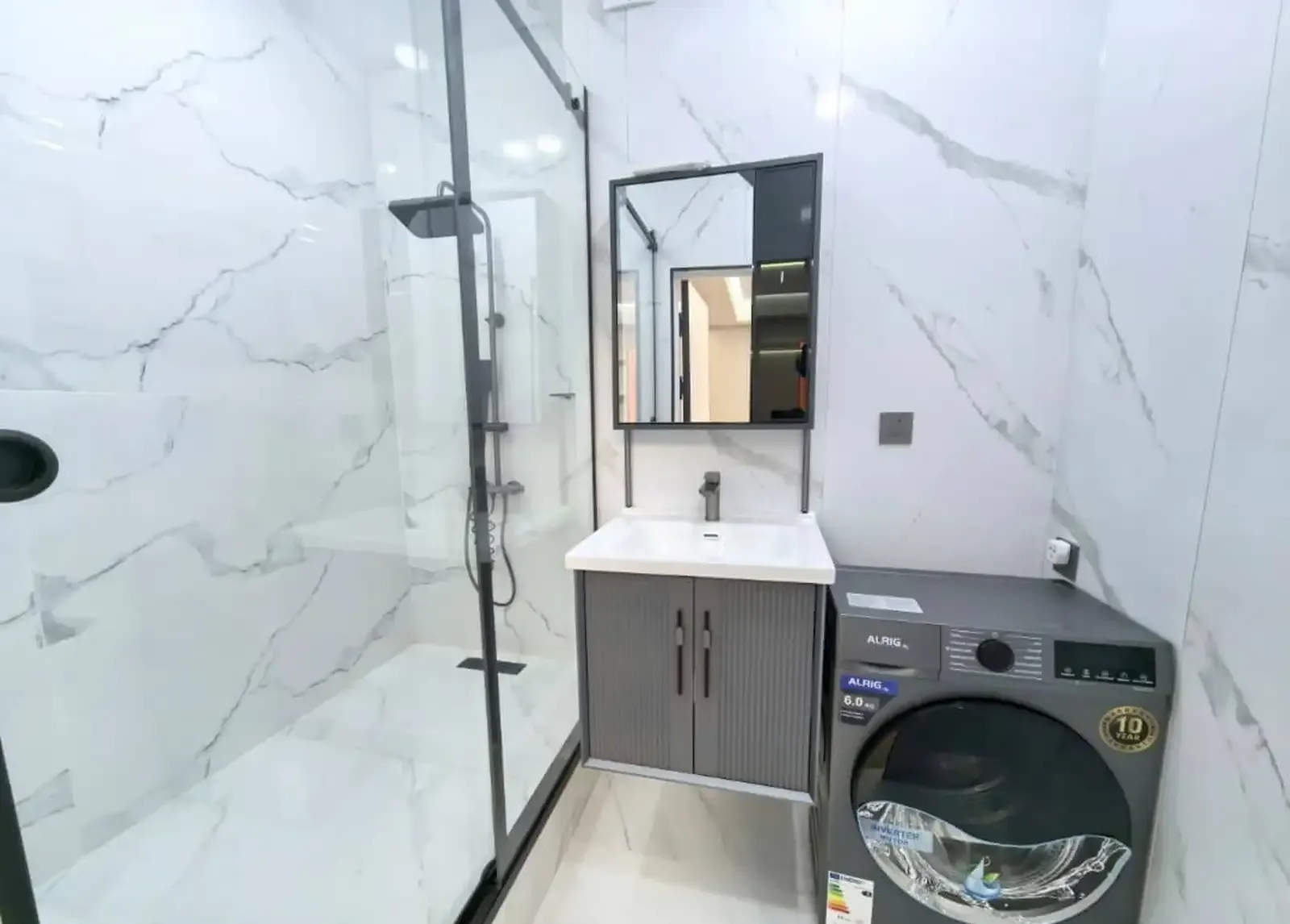 2-комн. квартира, 10 этаж, 58 м², И Сомони — фото 11