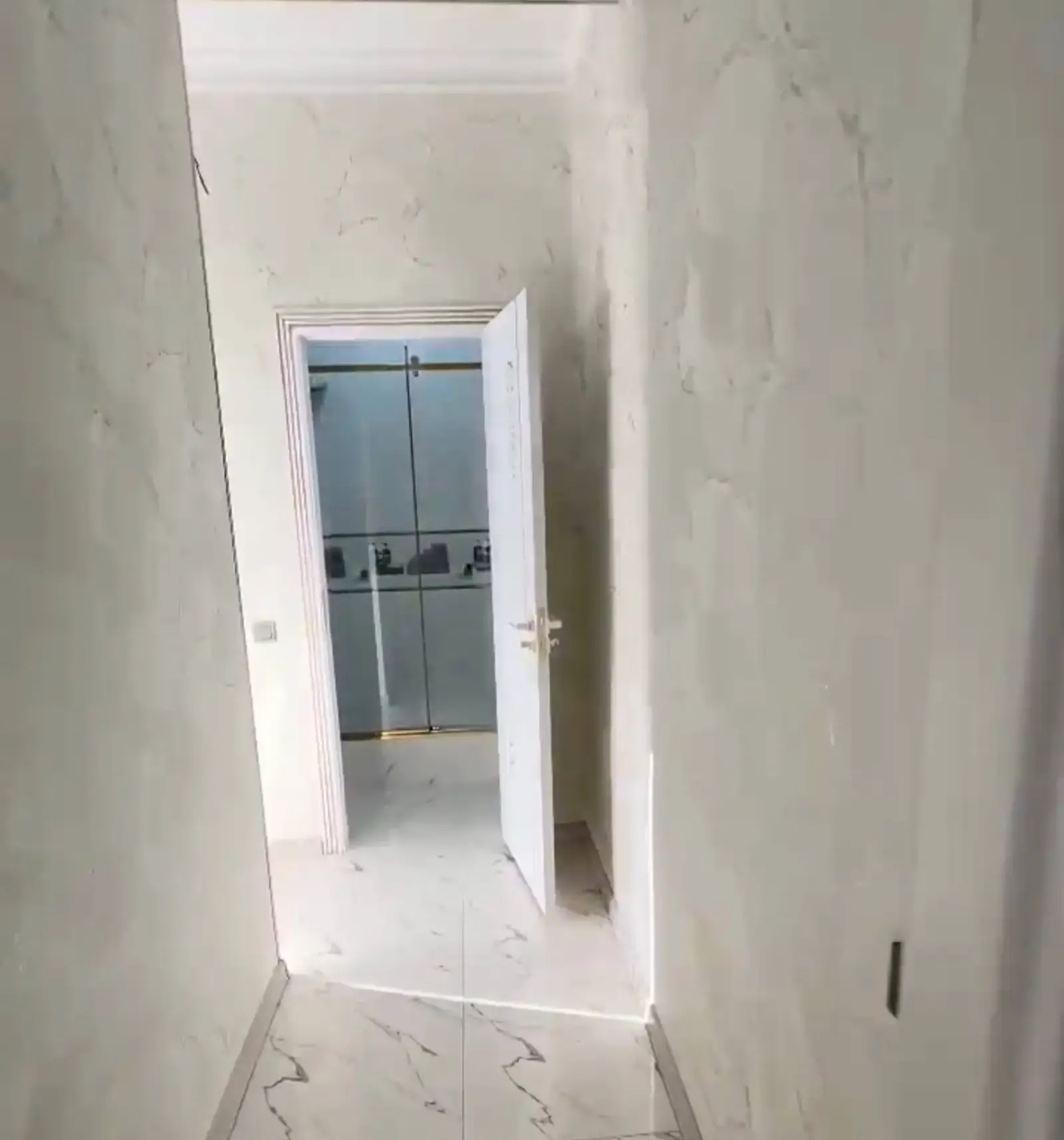 3-комн. квартира, 13 этаж, 143 м², Фирдавси — фото 8