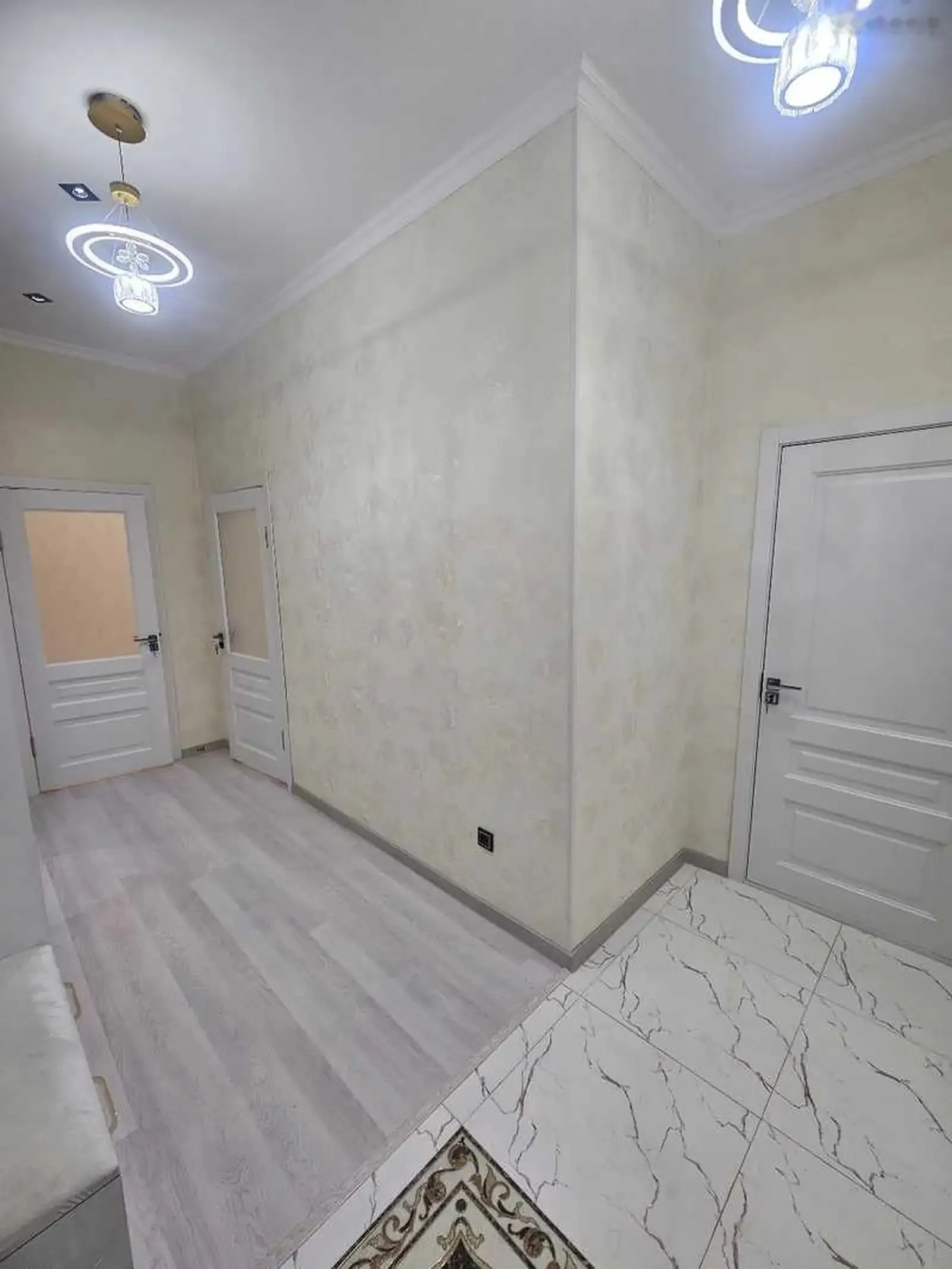 2-комн. квартира, 3 этаж, 80м², Голубой экран — фото 8