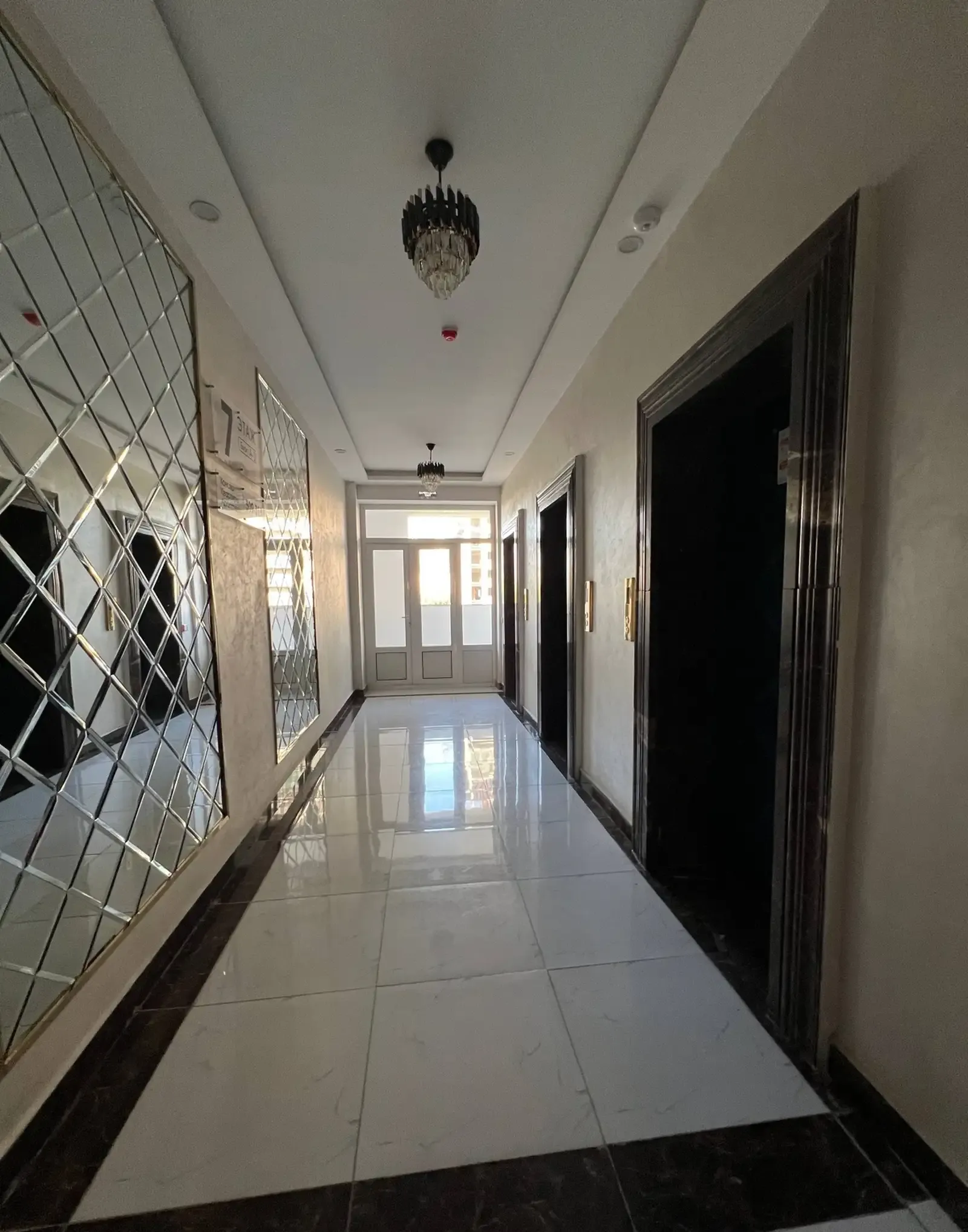 1-комн. квартира, 17 этаж, 60 м², Исмоили Сомони, Шохпалас
