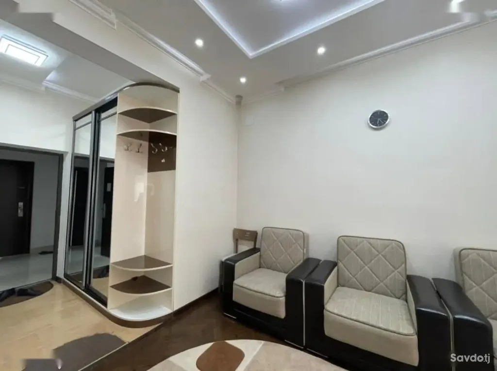 3-комн. квартира, 10 этаж, 107м², И. Сомони
