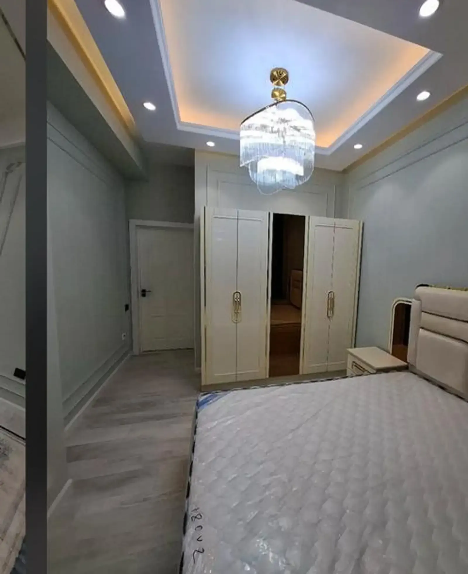 3-комн. квартира, 5 этаж, 100м², Сомони — фото 3