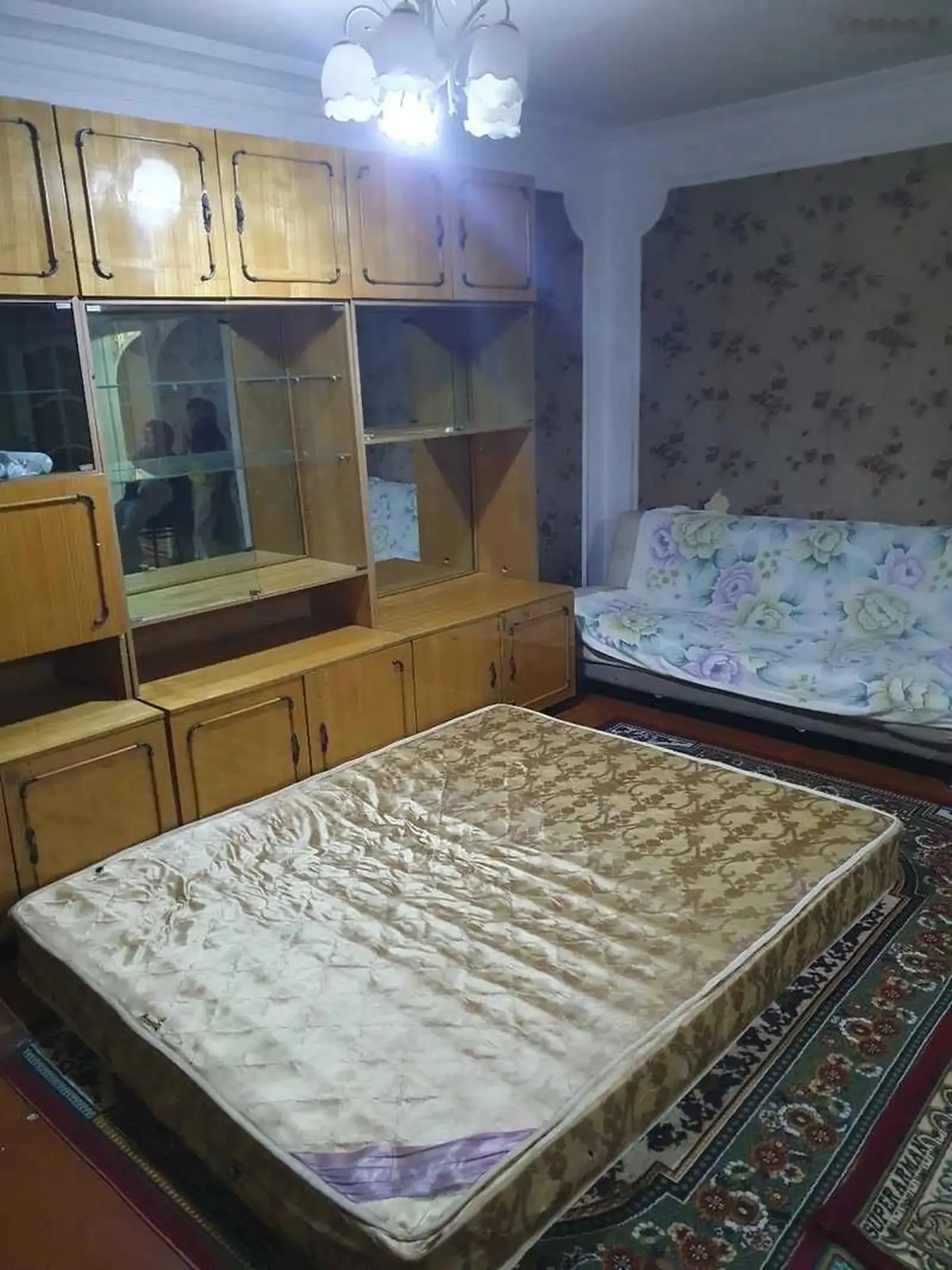 4-комн. квартира, 1 этаж, 78м², 82мкр
