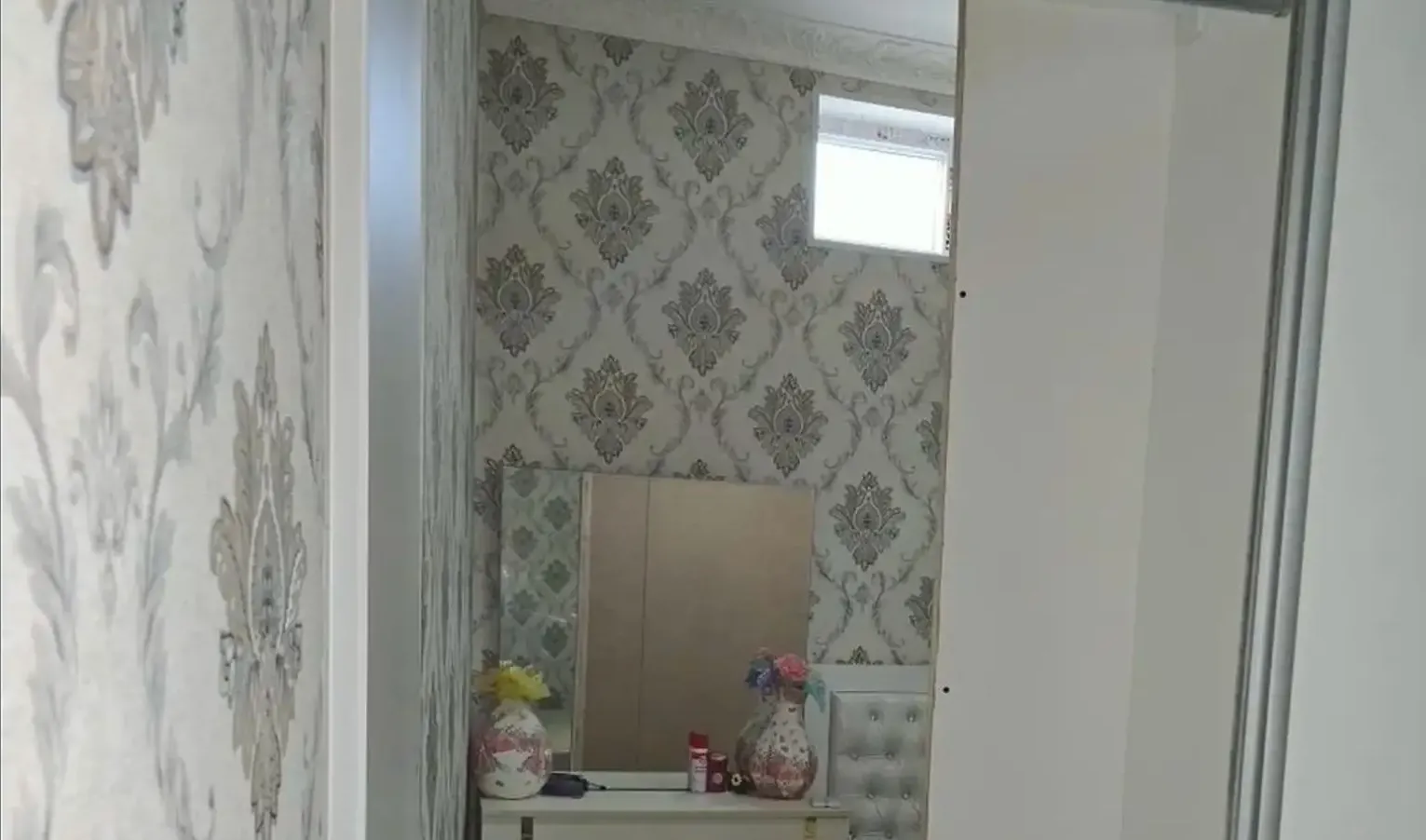 6-комн. квартира, 2 этаж, 60 м², Шохмансур 7 км
