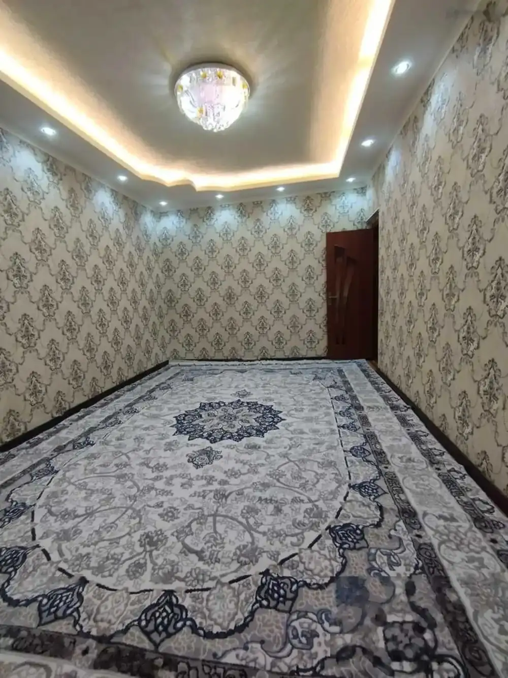 2-комн. квартира, 3 этаж, 71м², 33мкр