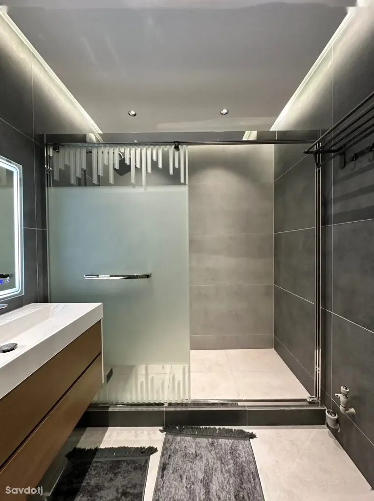 3-комн. квартира, 11 этаж, 93 м², Улица Бободжана Гафурова 68, 112й микрорайон, Супермаркет Пайкар, Район Сино