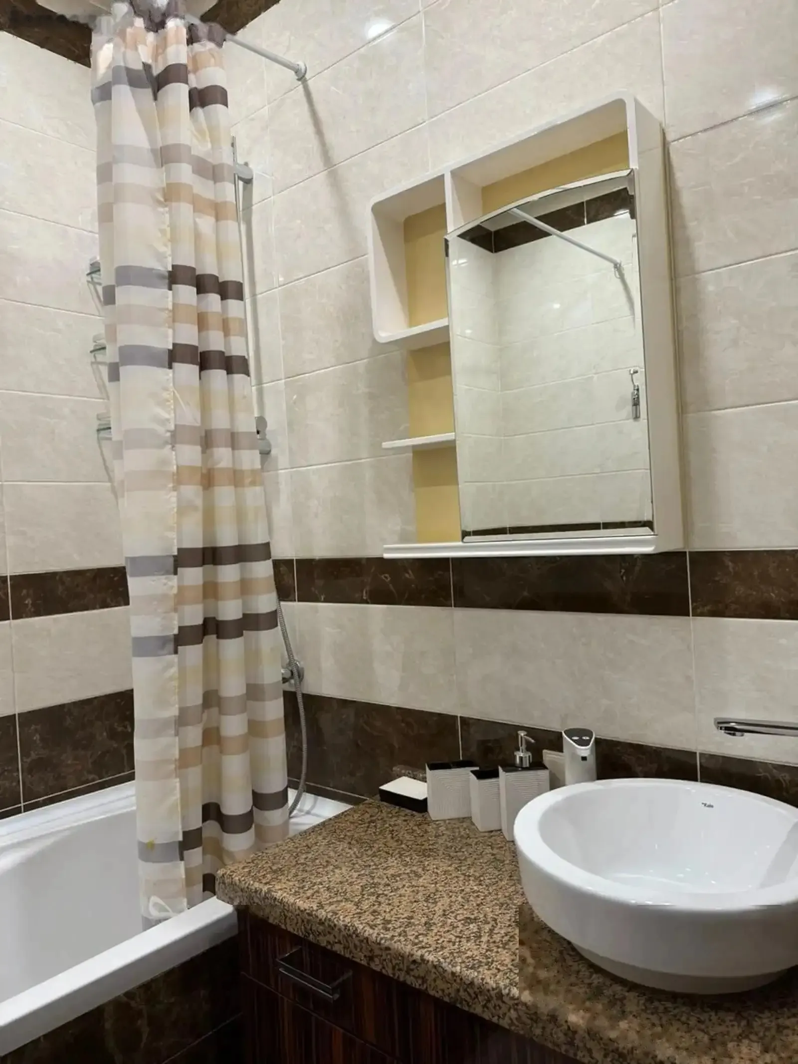 4-комн. квартира, 5 этаж, 115м², Рудаки — фото 13