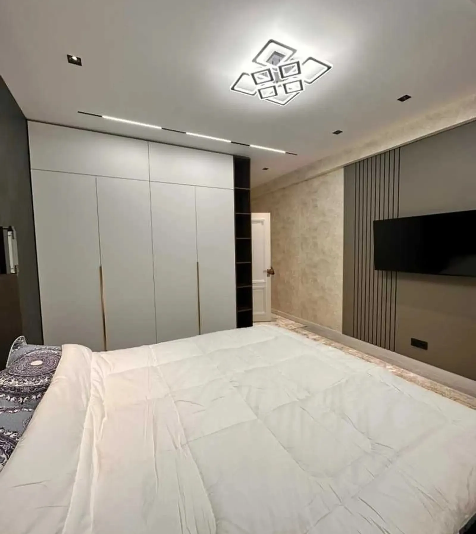 3-комн. квартира, 8 этаж, 100м², Сомони — фото 11