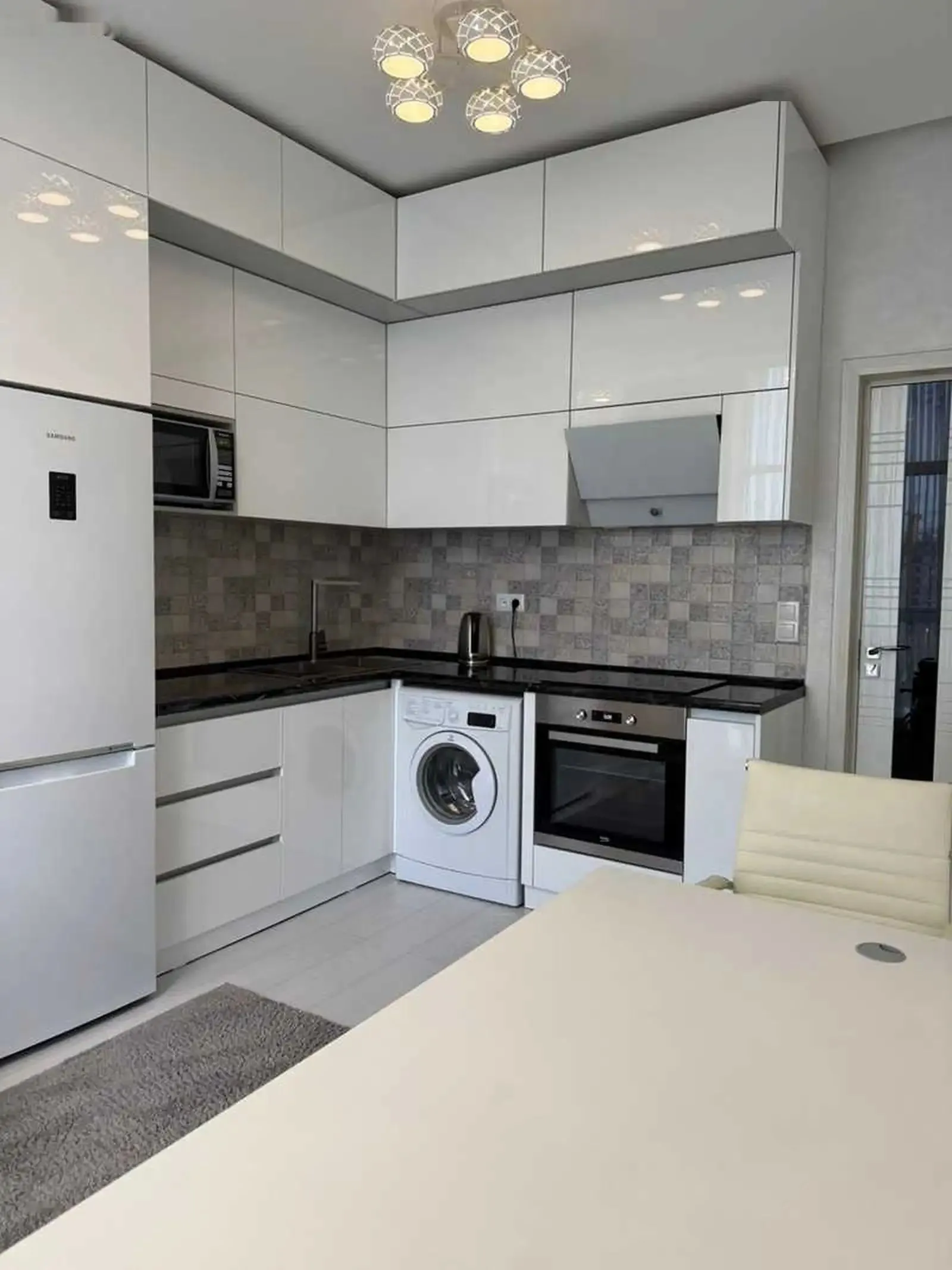 1-комн. квартира, 14 этаж, 60 м², Дом печати