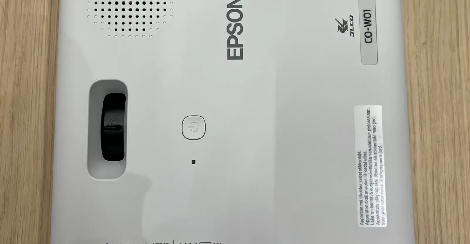 Проектор Epson CO-W01