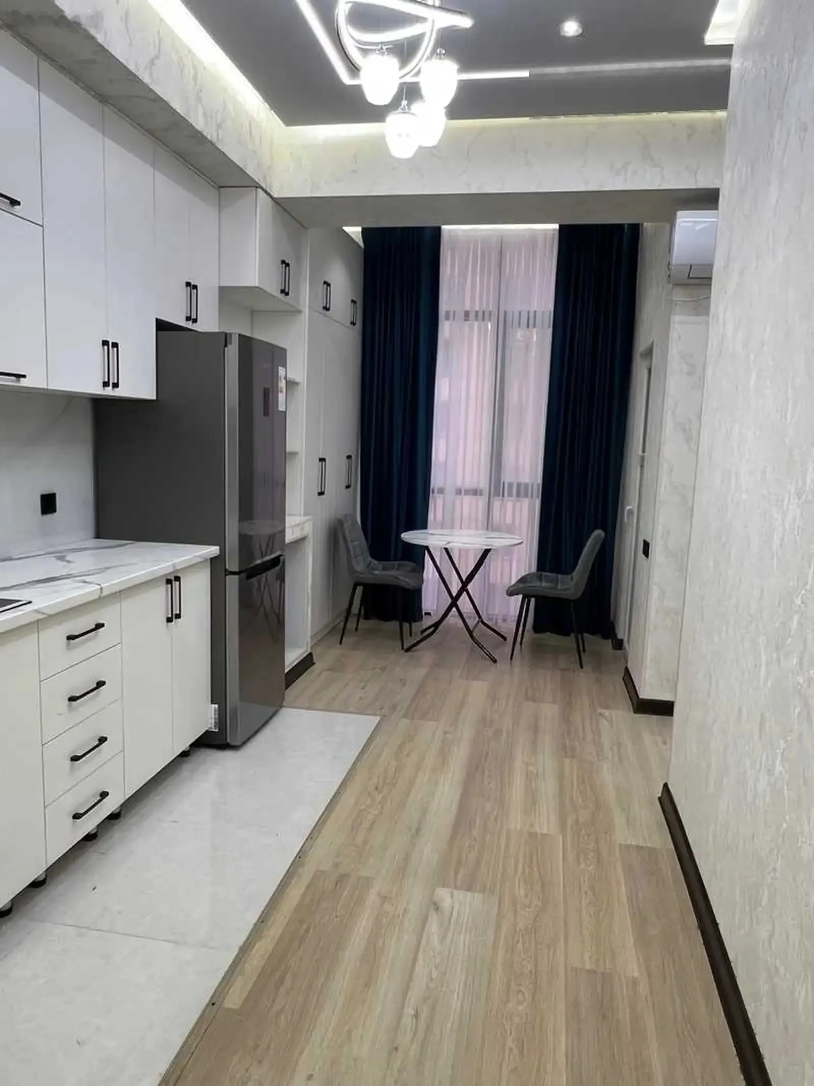 2-комн. квартира, 9 этаж, 50м², Овир, Гранд отель — фото 8