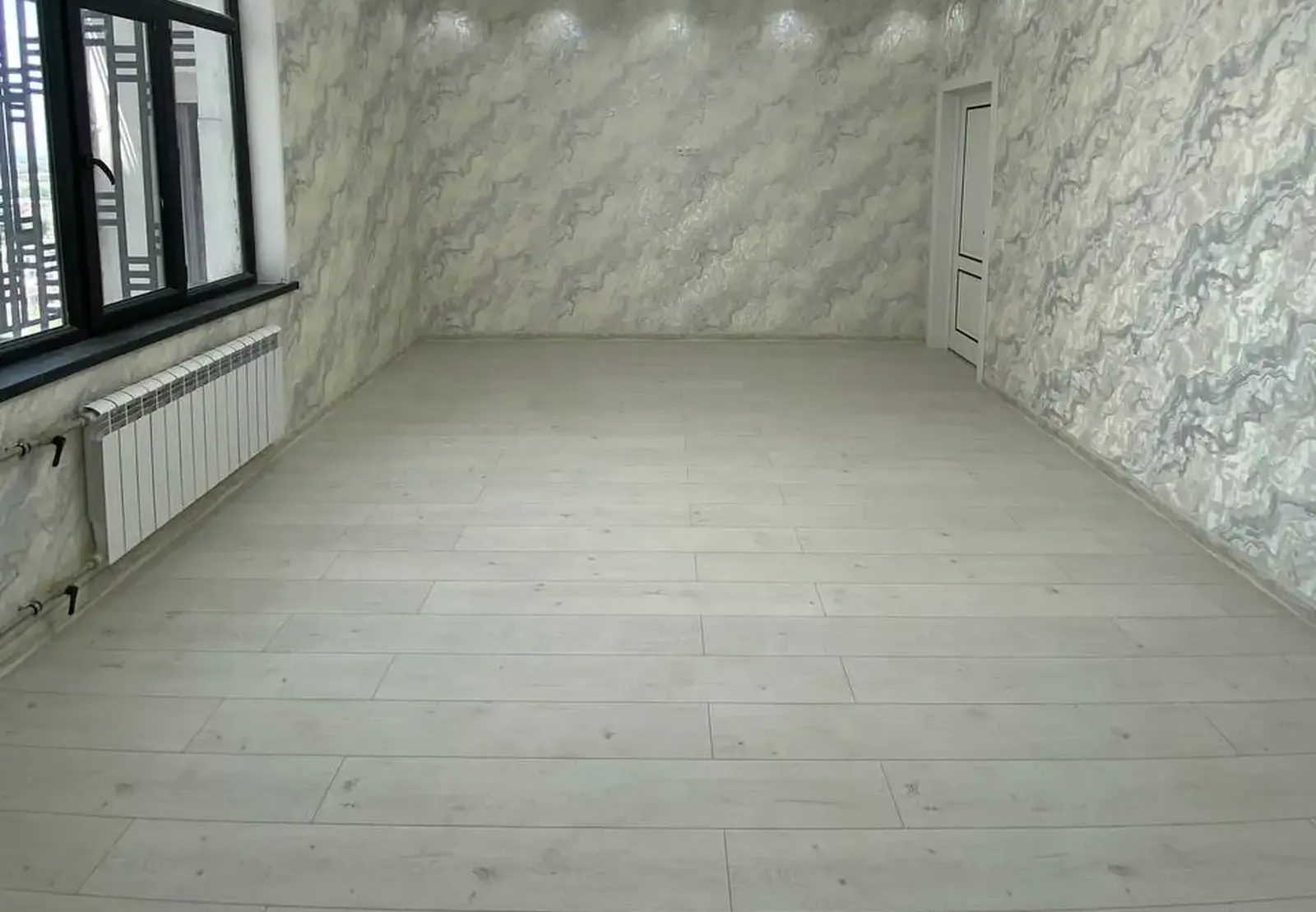 3-комн. квартира, 12 этаж, 99 м², Фирдавси