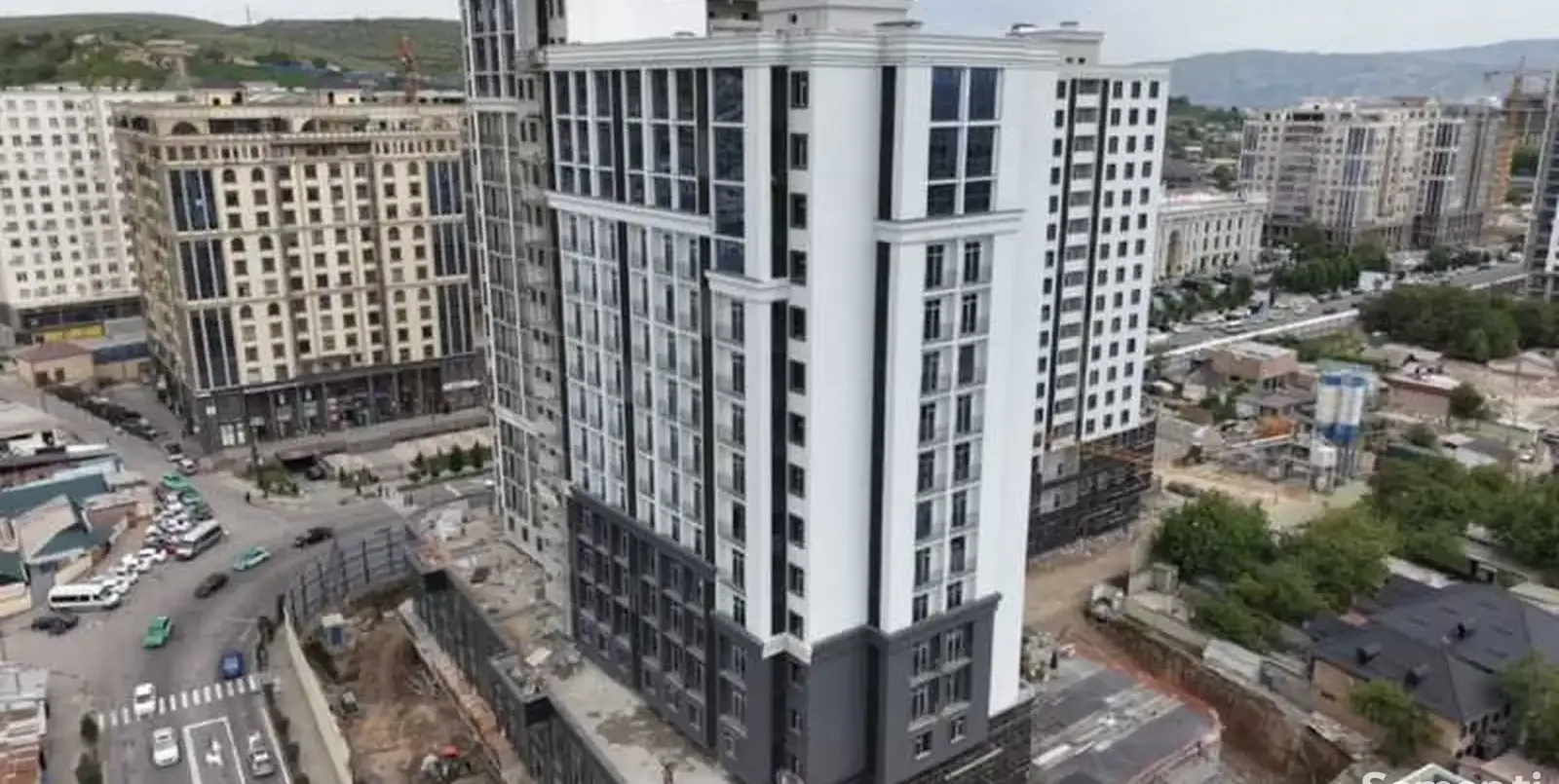 2-комн. квартира, 14 этаж, 88 м², И Сомонӣ — фото 3