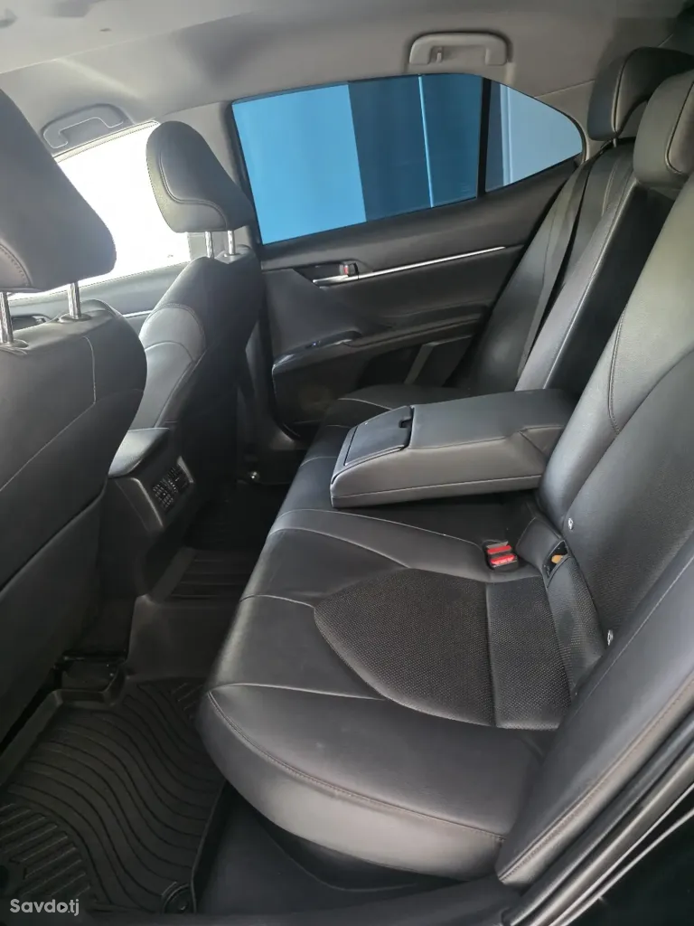 Toyota Camry, 2018