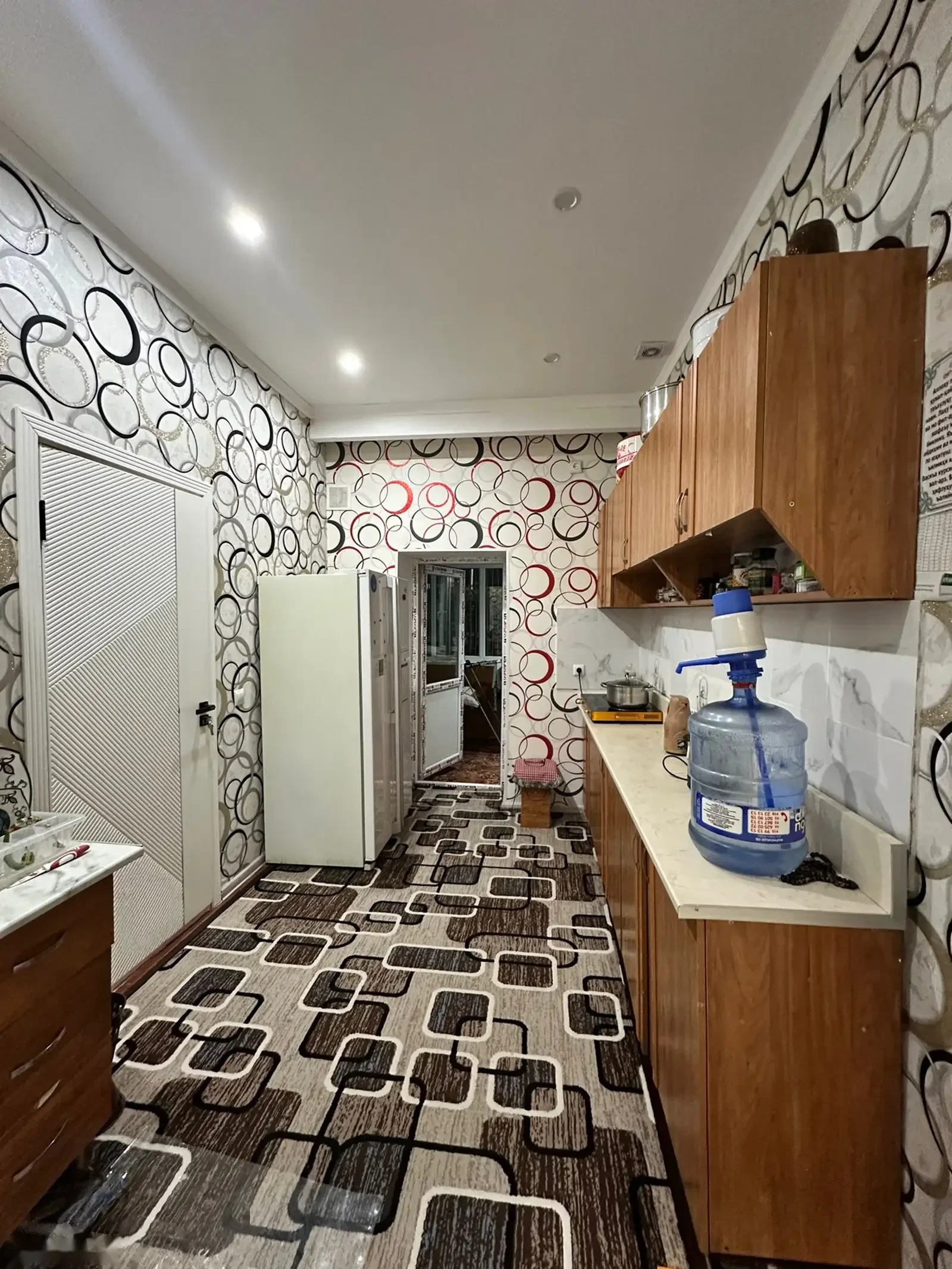 2-комн. квартира, 2 этаж, 70 м², ул. Умари Хаём, троллейбусный парк, И. Сомони — фото 9