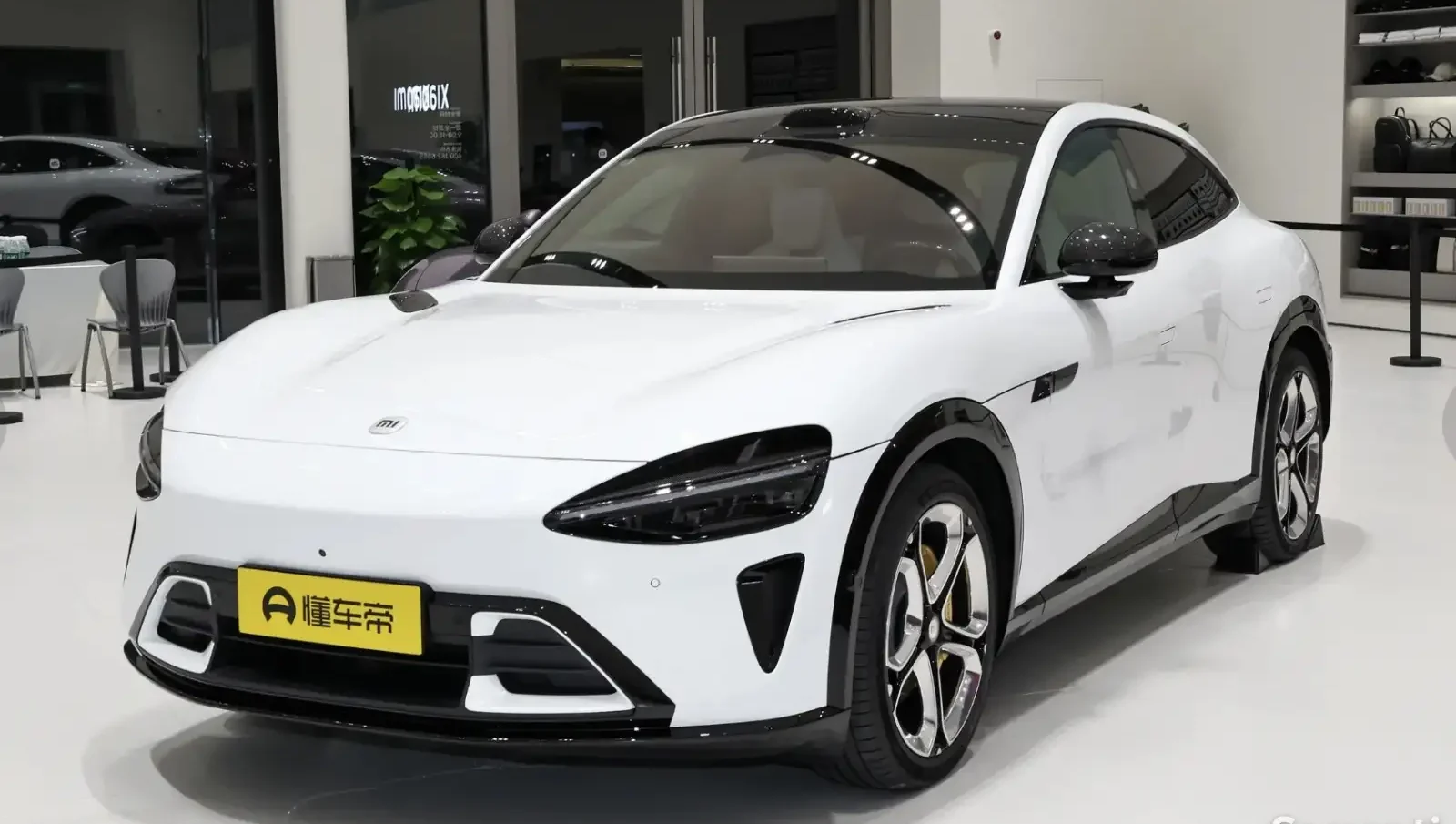 Xiaomi SU7, 2025