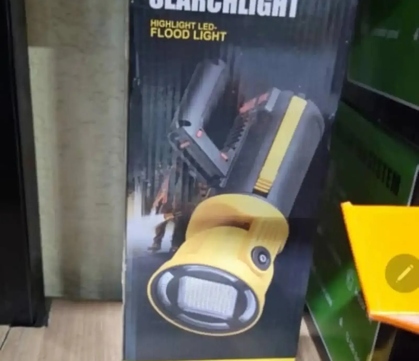 Фонарь прожектор светодиодный аккумуляторный W5164-1