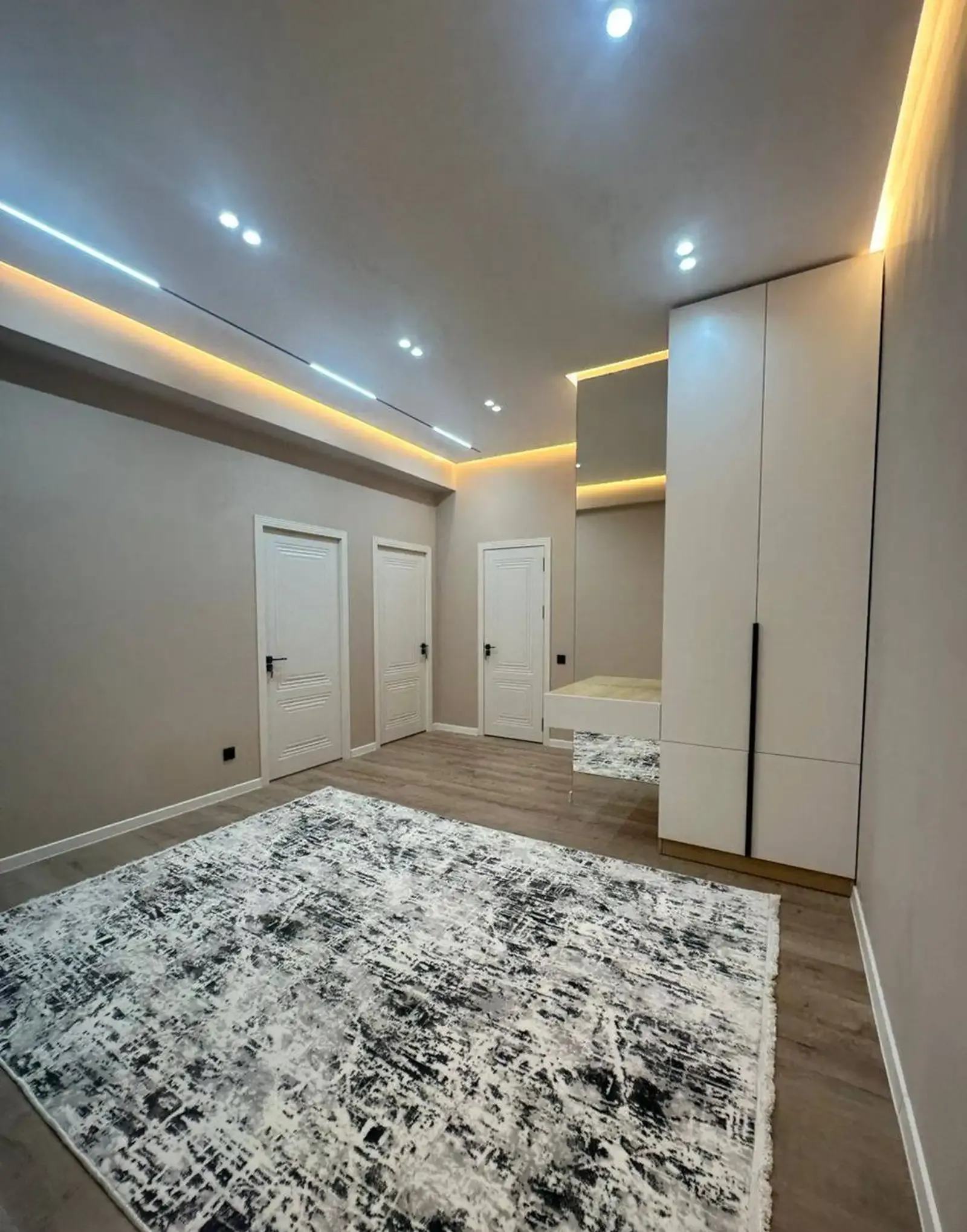 2-комн. квартира, 9 этаж, 71 м², Шохмансур — фото 9