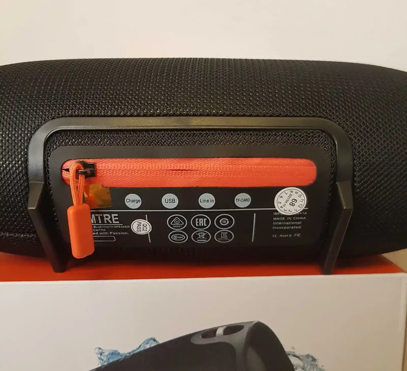 Колонка мини JBL xtreme