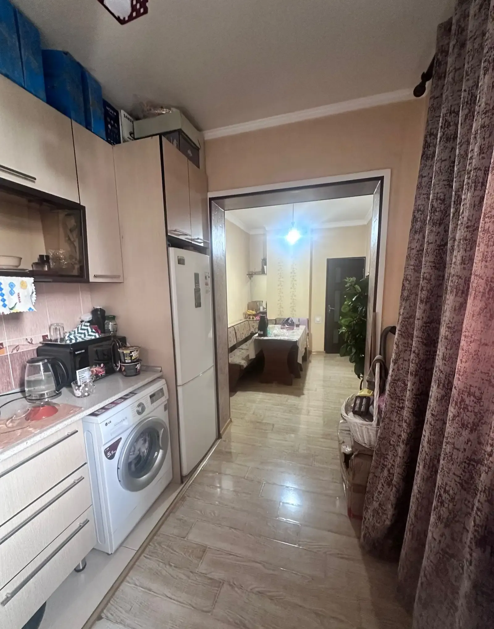 3-комн. квартира, 8 этаж, 75 м², Сино (Испечак)