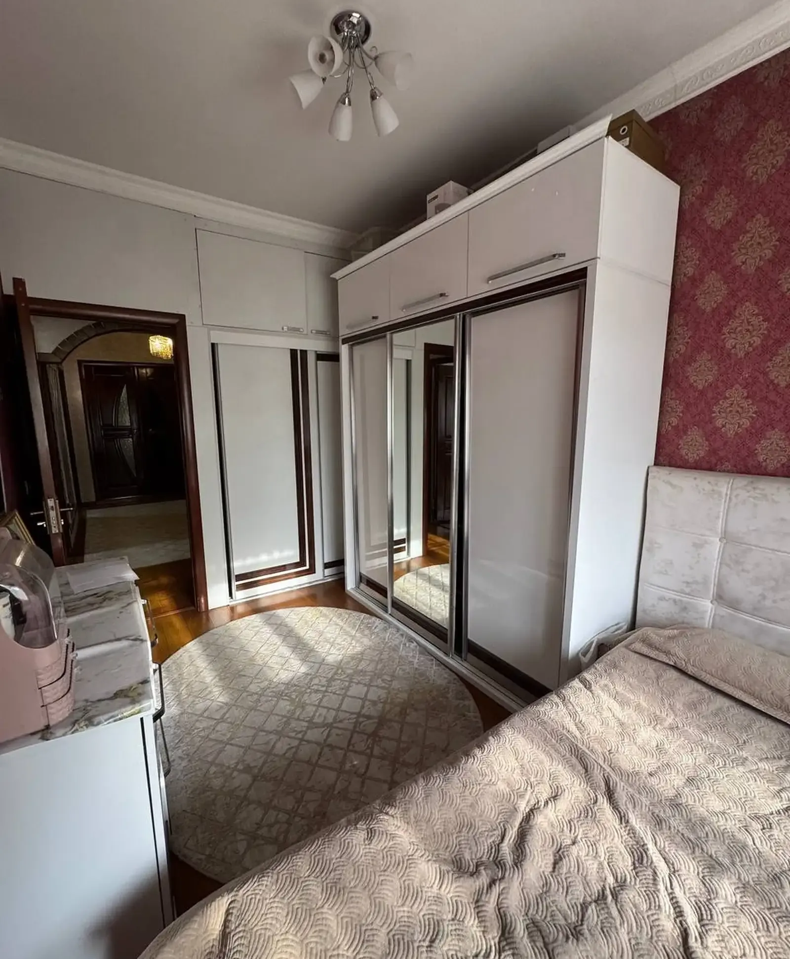 3-комн. квартира, 4 этаж, 81 м², Сино 102мкр пеши иститути забонхо
