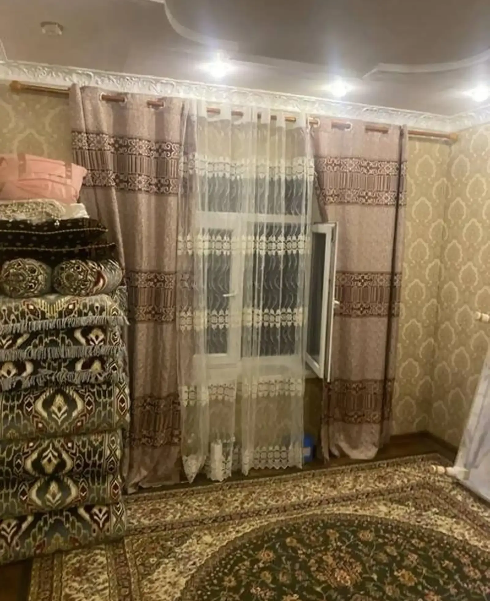 2-этажный, 3 комнатный дом, 60 м², Фирдавси