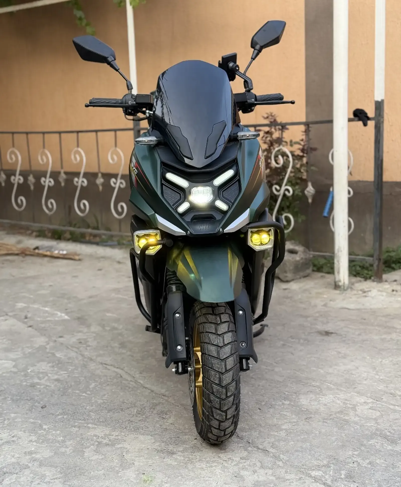 Скутер Tank 3 150куб 2025New