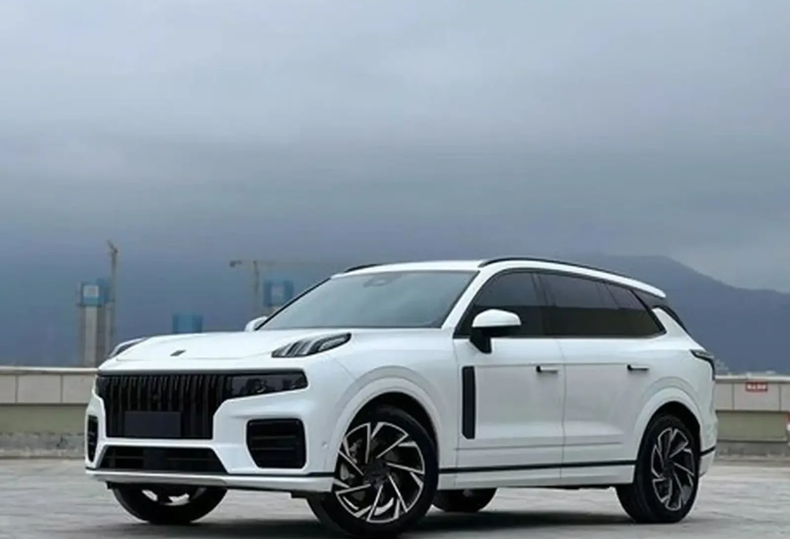 Lynk & Co 09, 2026 на заказ