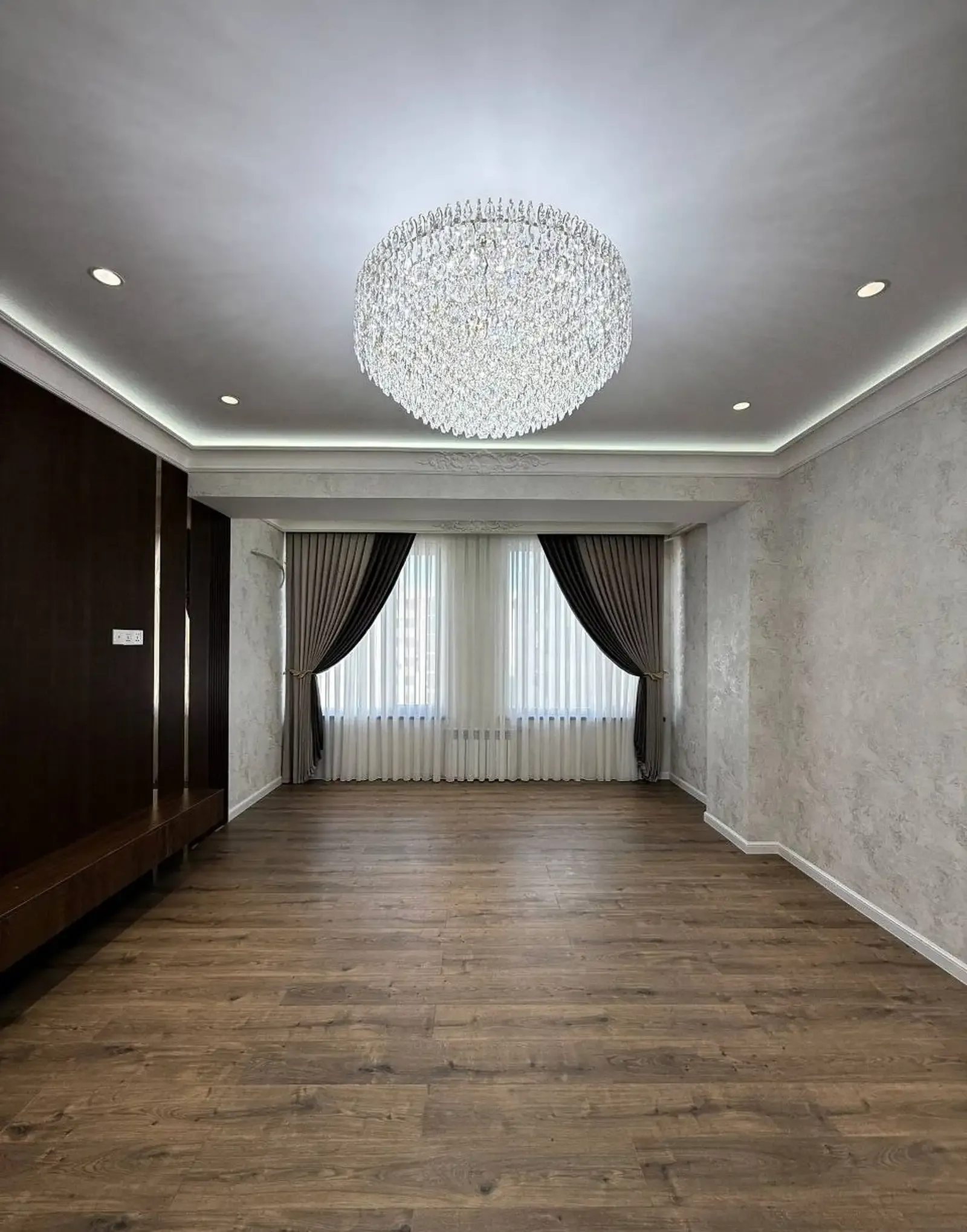3-комн. квартира, 12 этаж, 109 м², Шохмансур, Старый аэропорт, Relax
