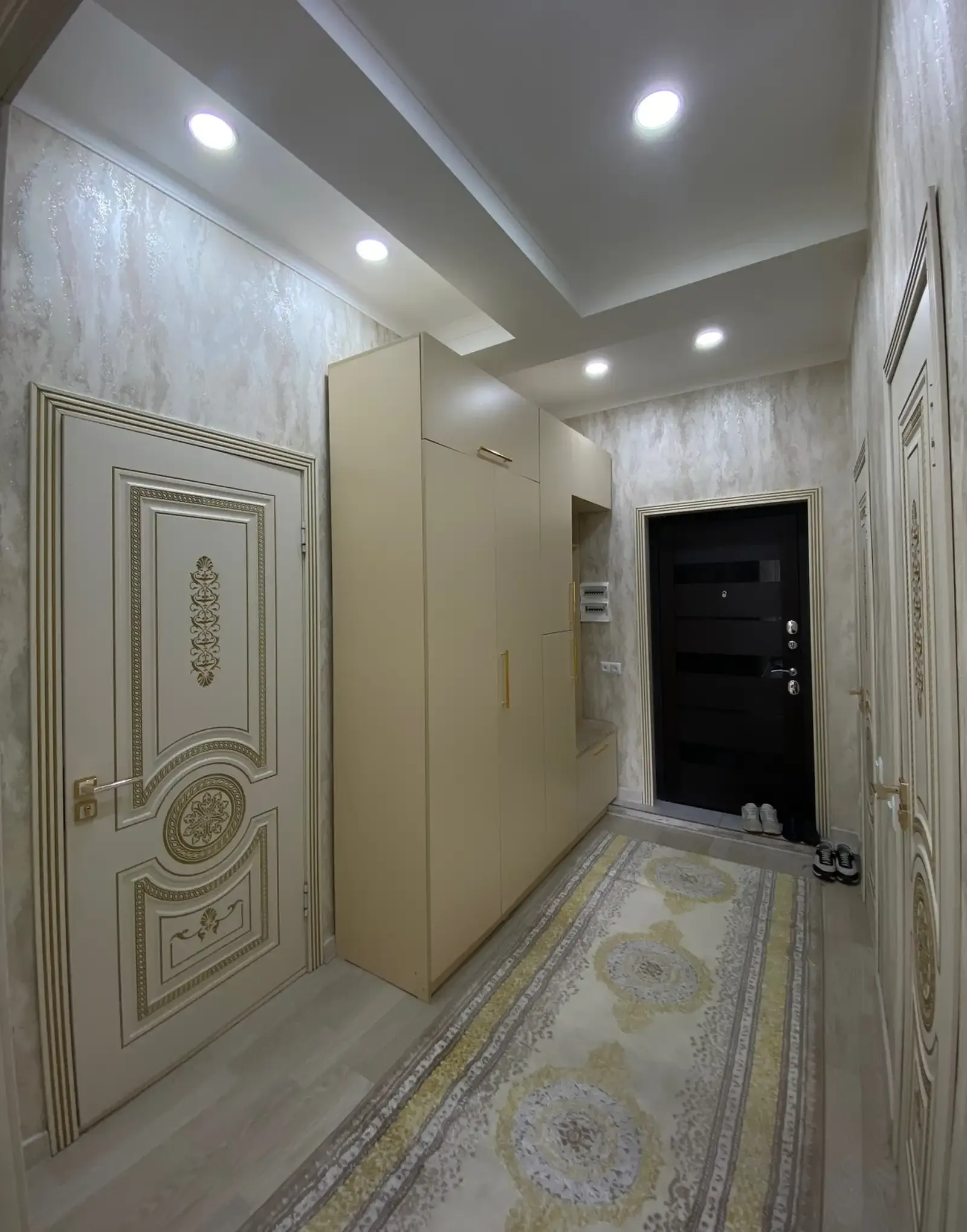 2-комн. квартира, 9 этаж, 64 м², н.Сино 112мкр