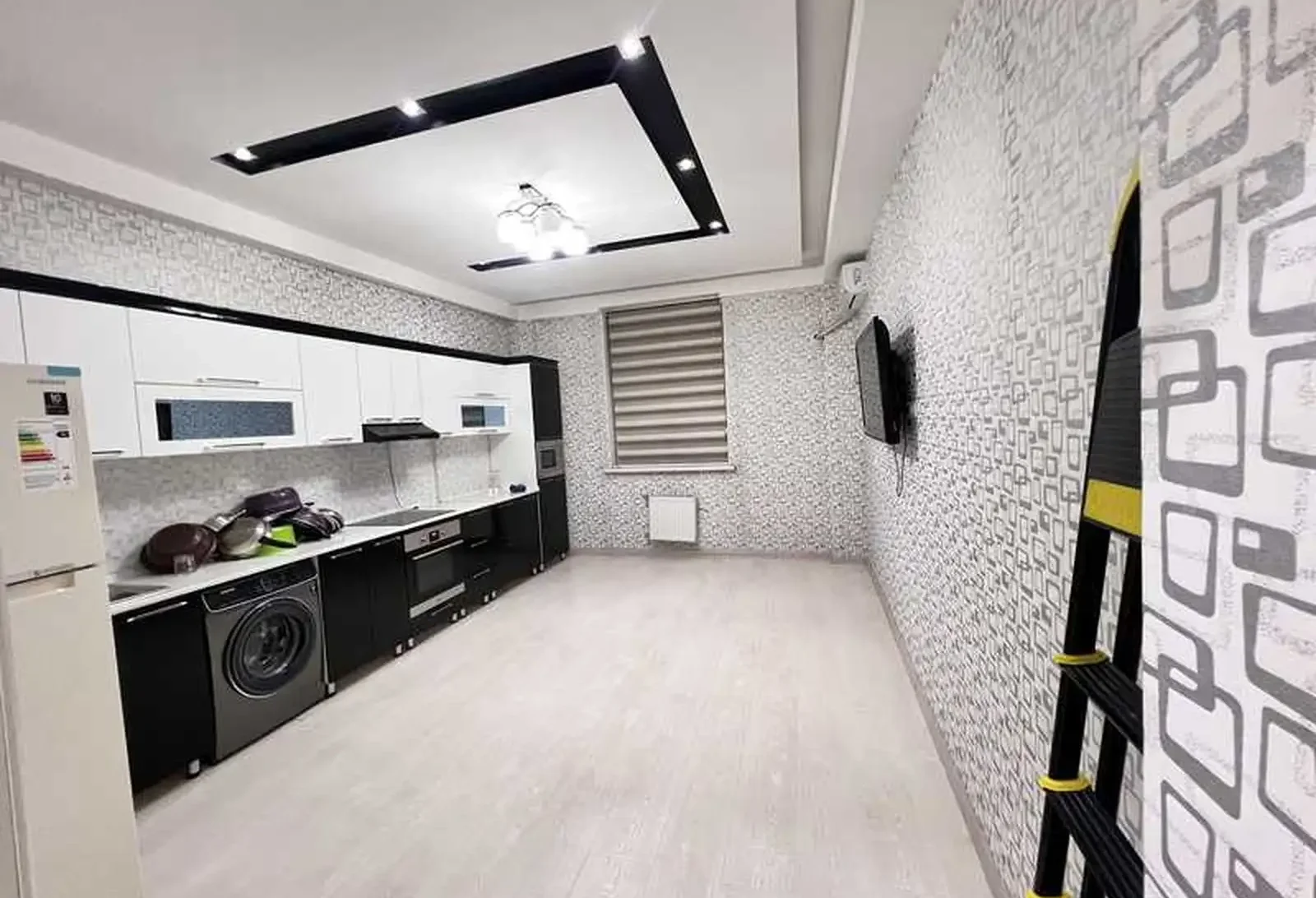 3-комн. квартира, 8 этаж, 160м², Сино 82 мкр — фото 6