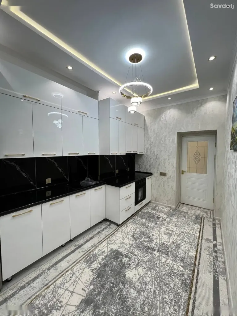 3-комн. квартира, 3 этаж, 82 м², сино