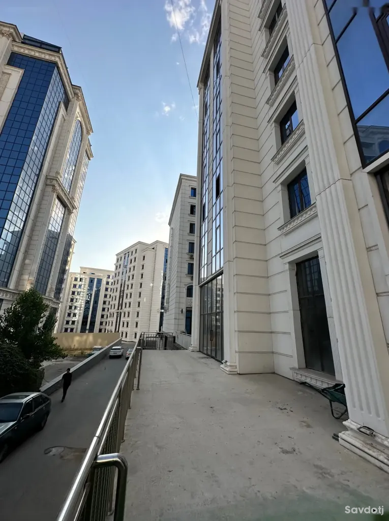 Помещение под свободное назначение, 270м², Сзади гостиницы Сафо, Спуск пединститута, Центр