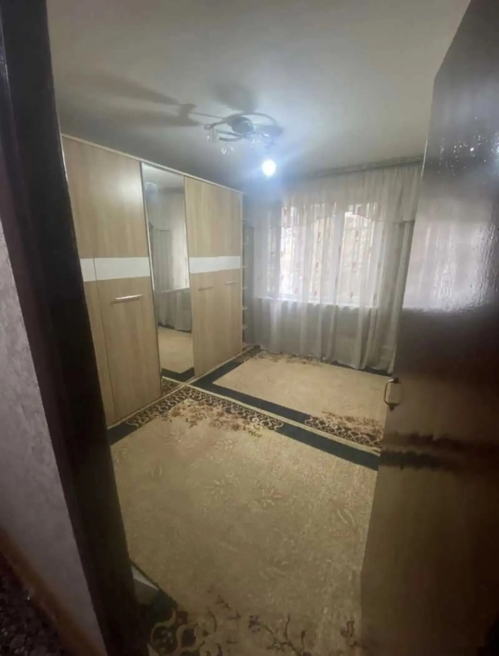 5-комн. квартира, 4 этаж, 100м², Зарафшон