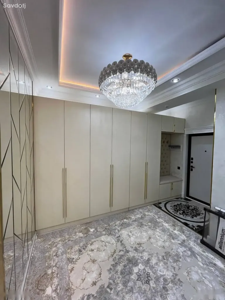 2-комн. квартира, 18 этаж, 85м², сино