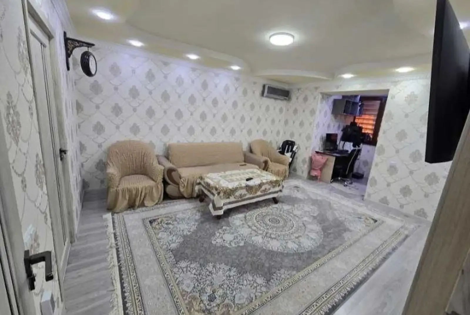 3-комн. квартира, 1 этаж, 70 м², 82 мкр — фото 10