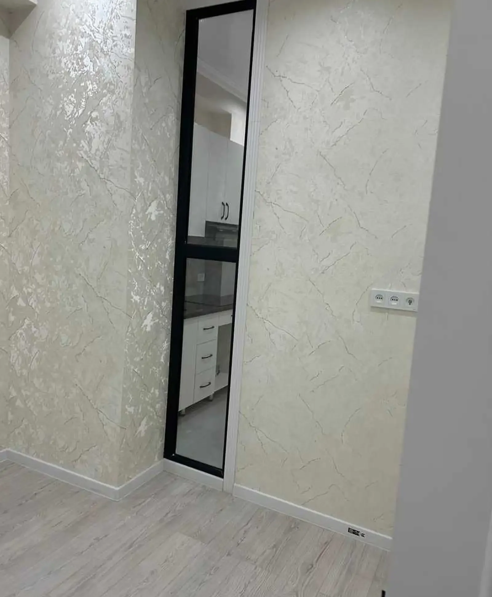 3-комн. квартира, 10 этаж, 78м², шохмансур Аэропорт