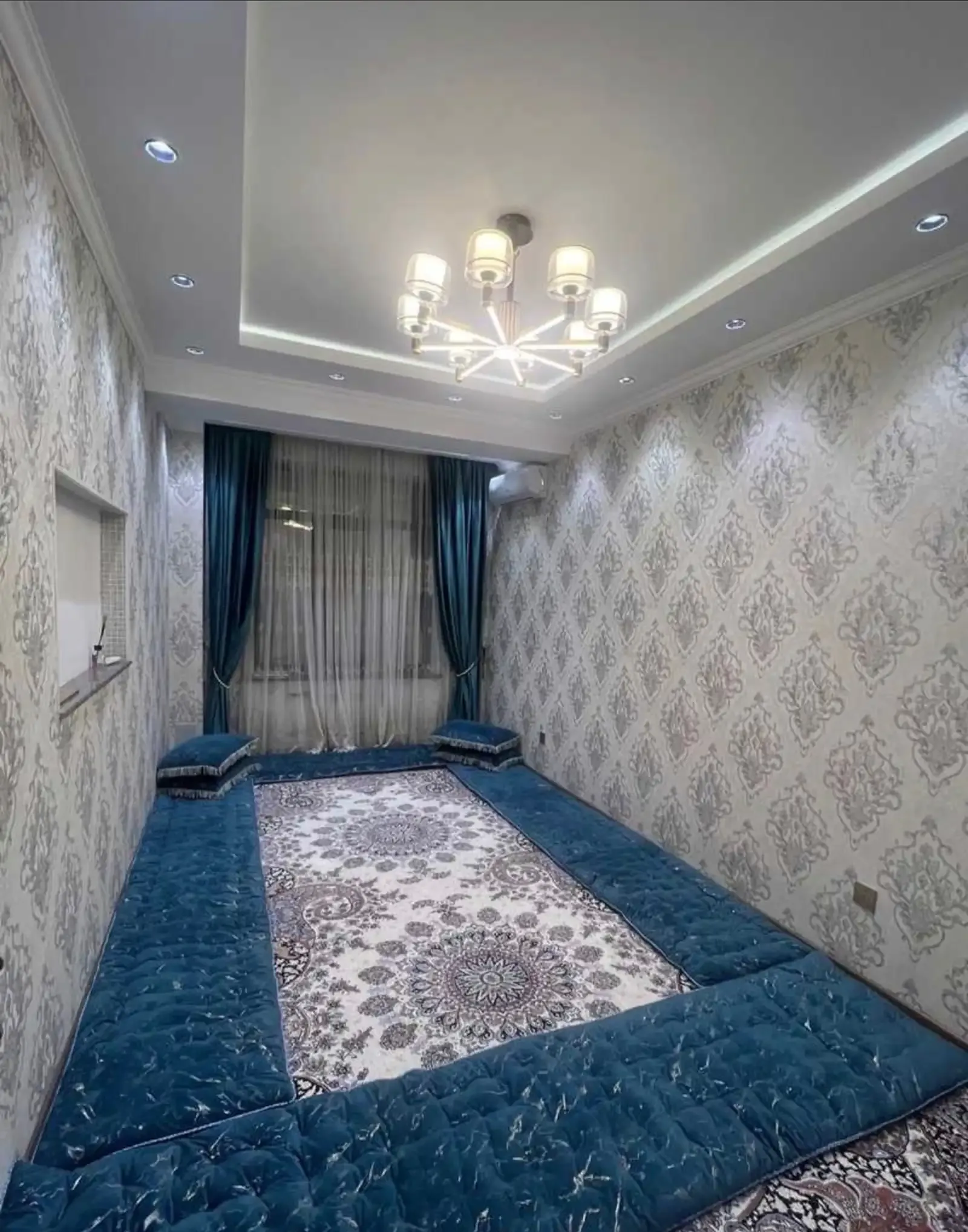 2-комн. квартира, 14 этаж, 64 м², Профсаюз