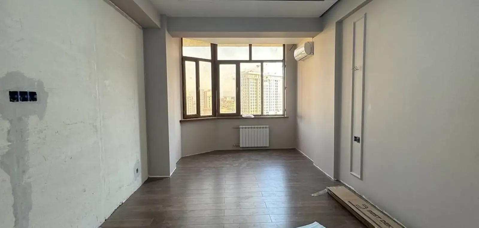 2-комн. квартира, 11 этаж, 84 м², И Сомони — фото 2