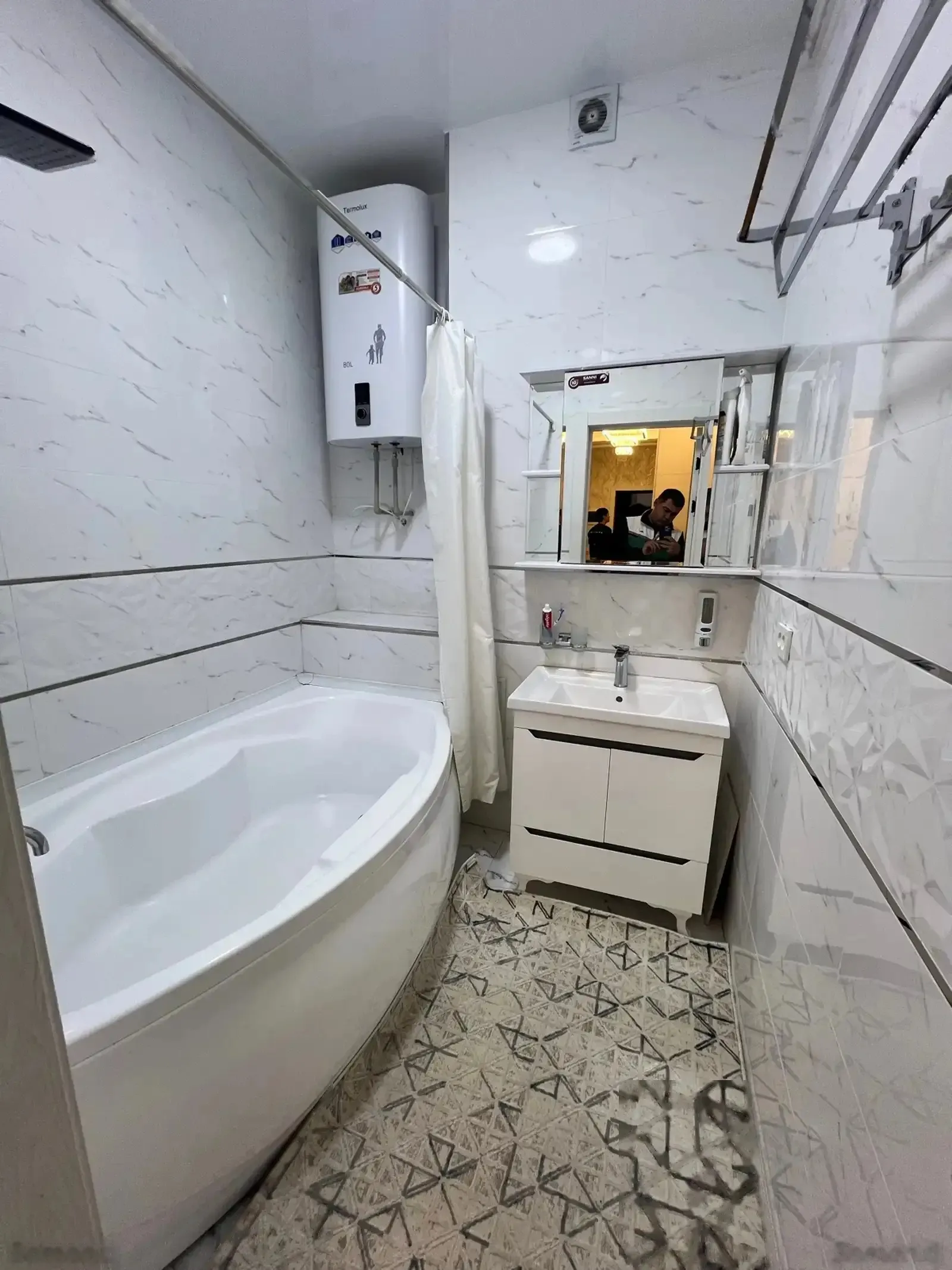 2-комн. квартира, 10 этаж, 80м², Сомони — фото 12
