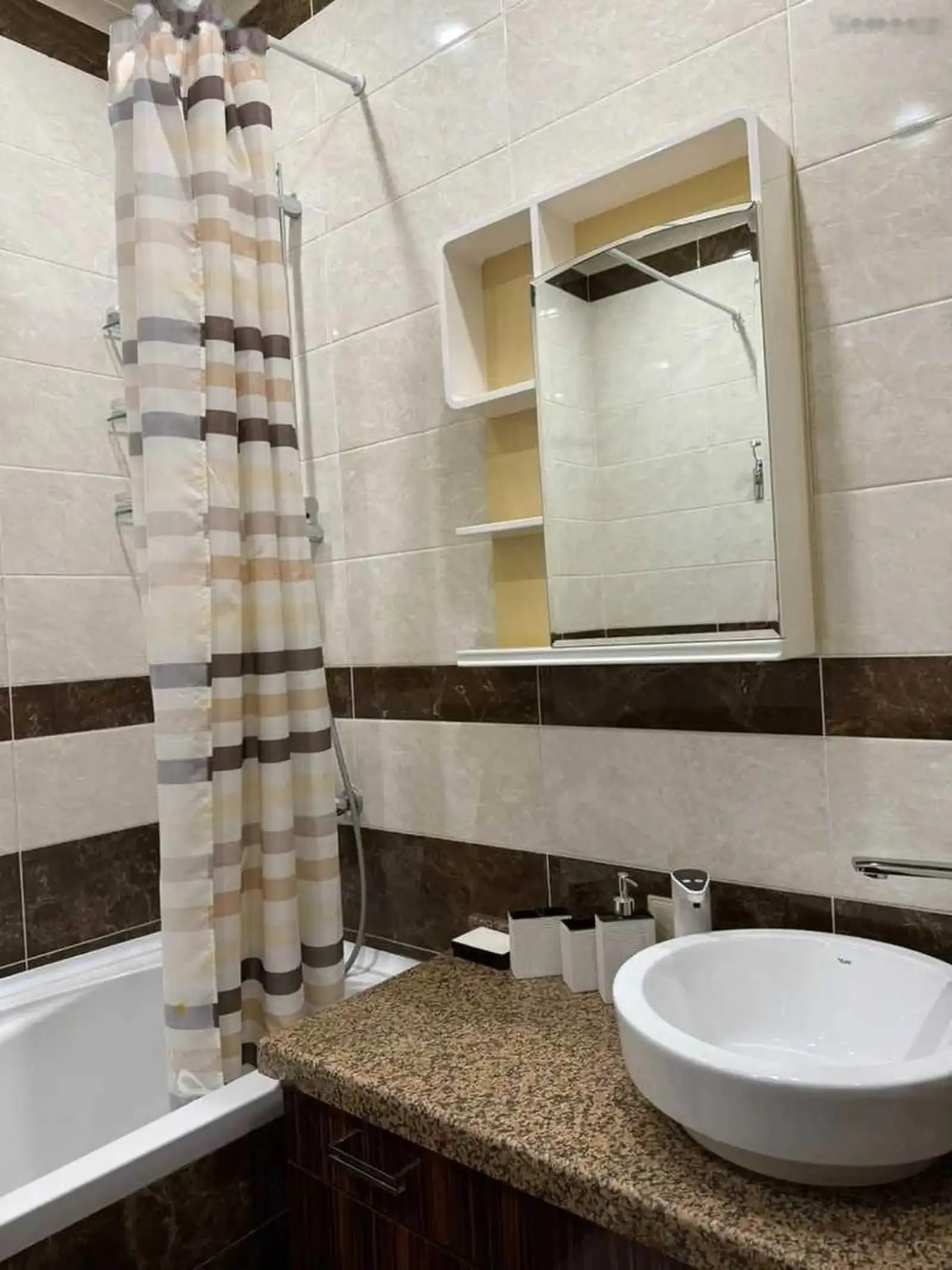 4-комн. квартира, 5 этаж, 115м², Сомони — фото 8