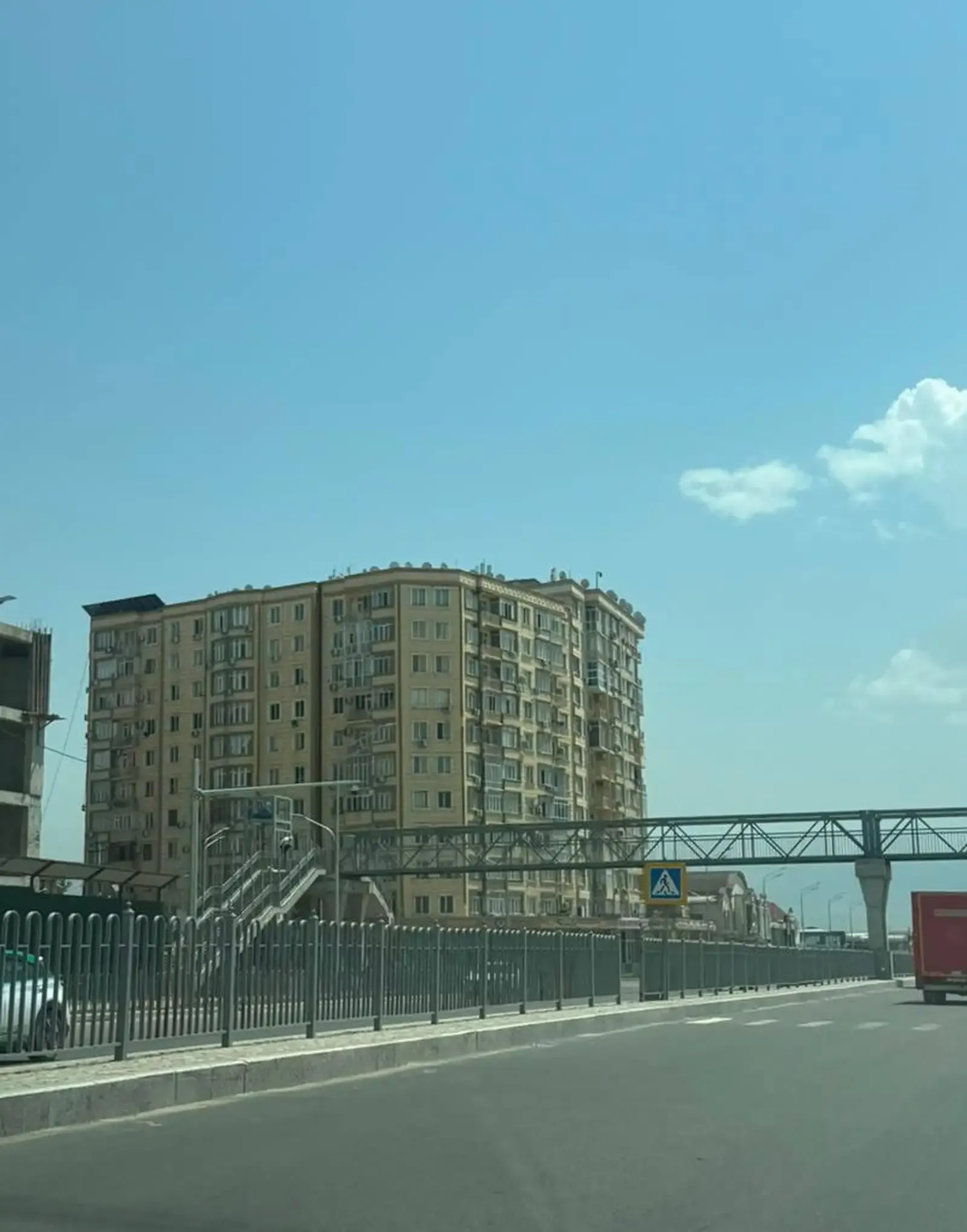 2-комн. квартира, 10 этаж, 62 м², н.Фирдавси,Набережный — фото 2