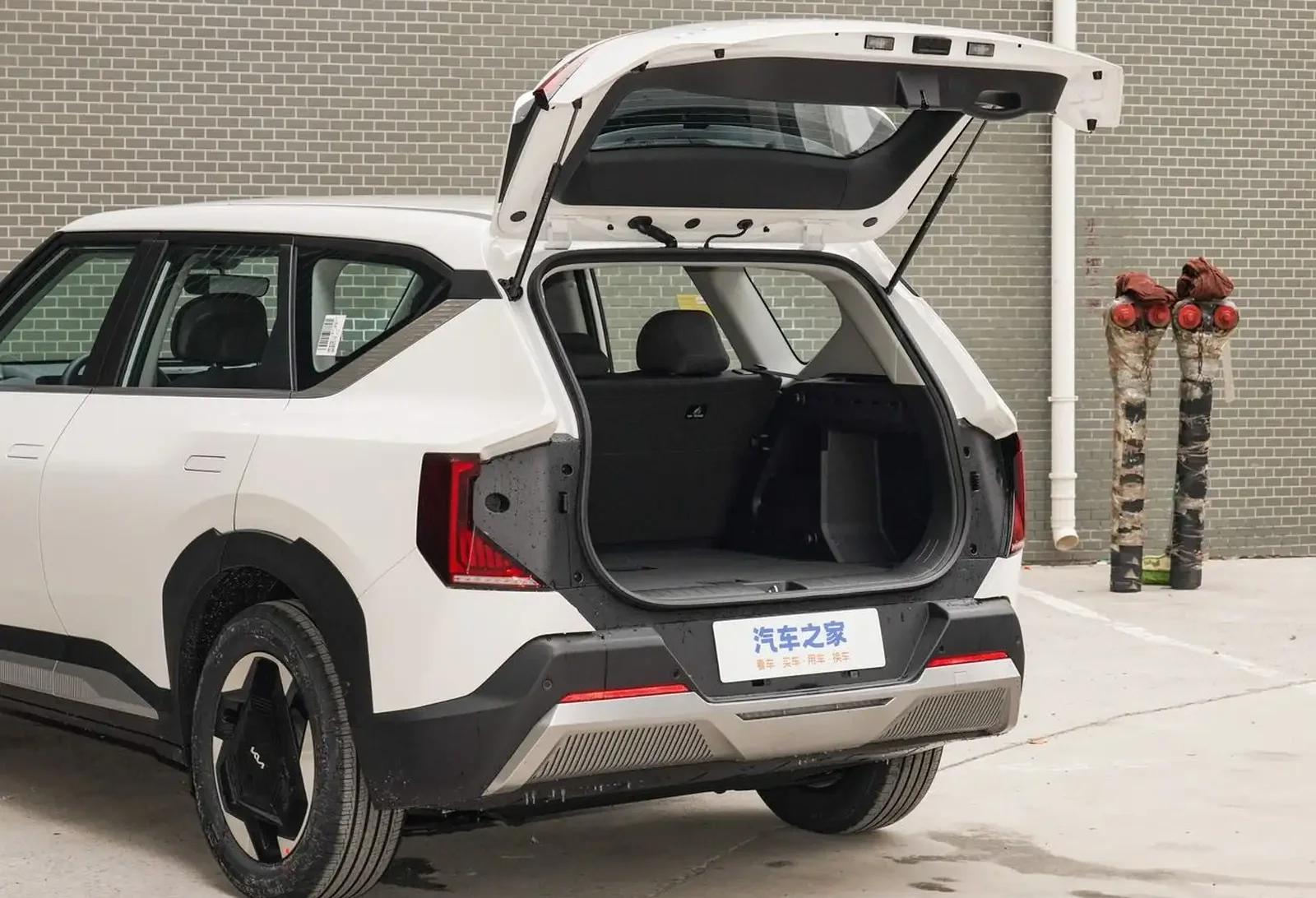 Kia EV, 2024