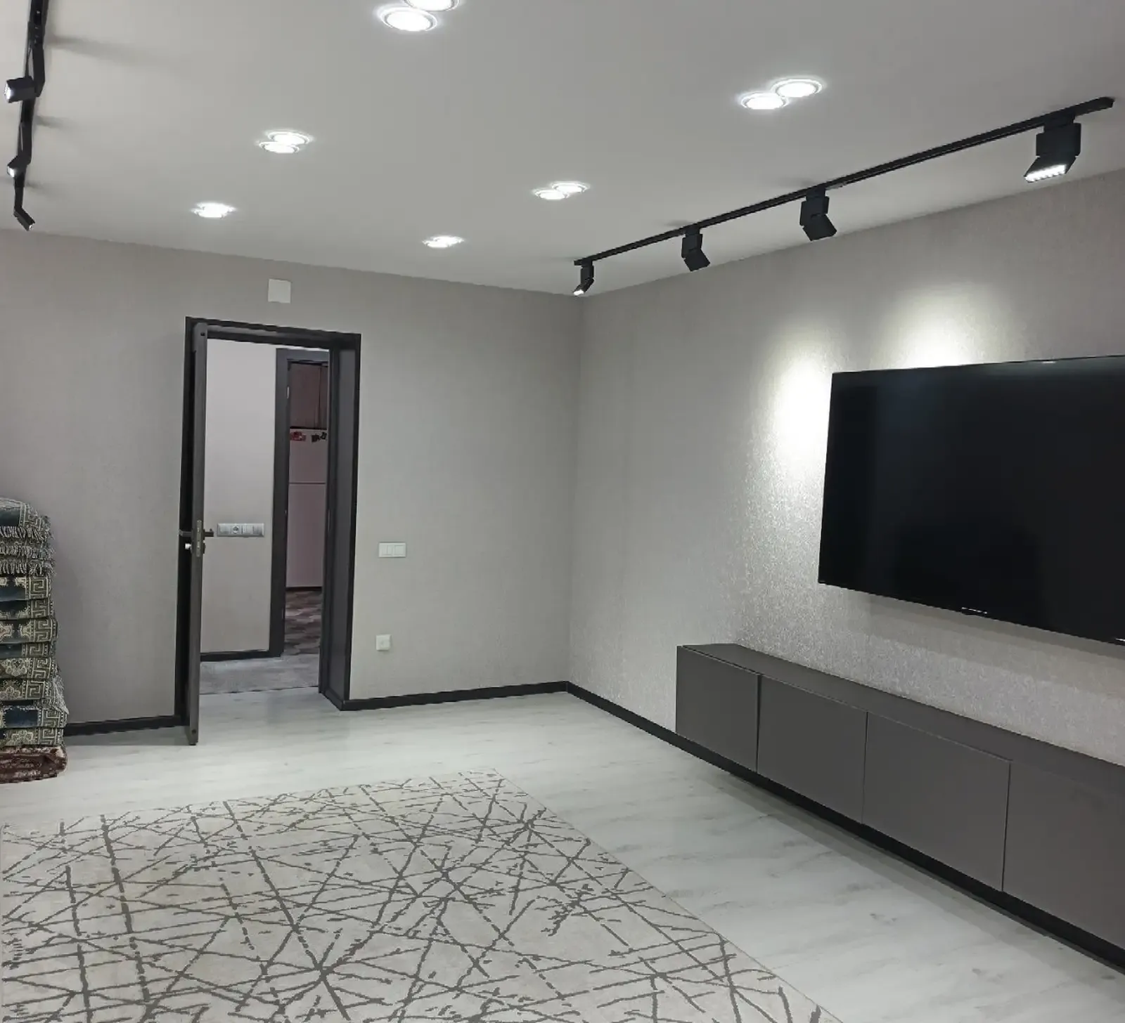 3-комн. квартира, 2 этаж, 72 м², Сино Маяковский — фото 3