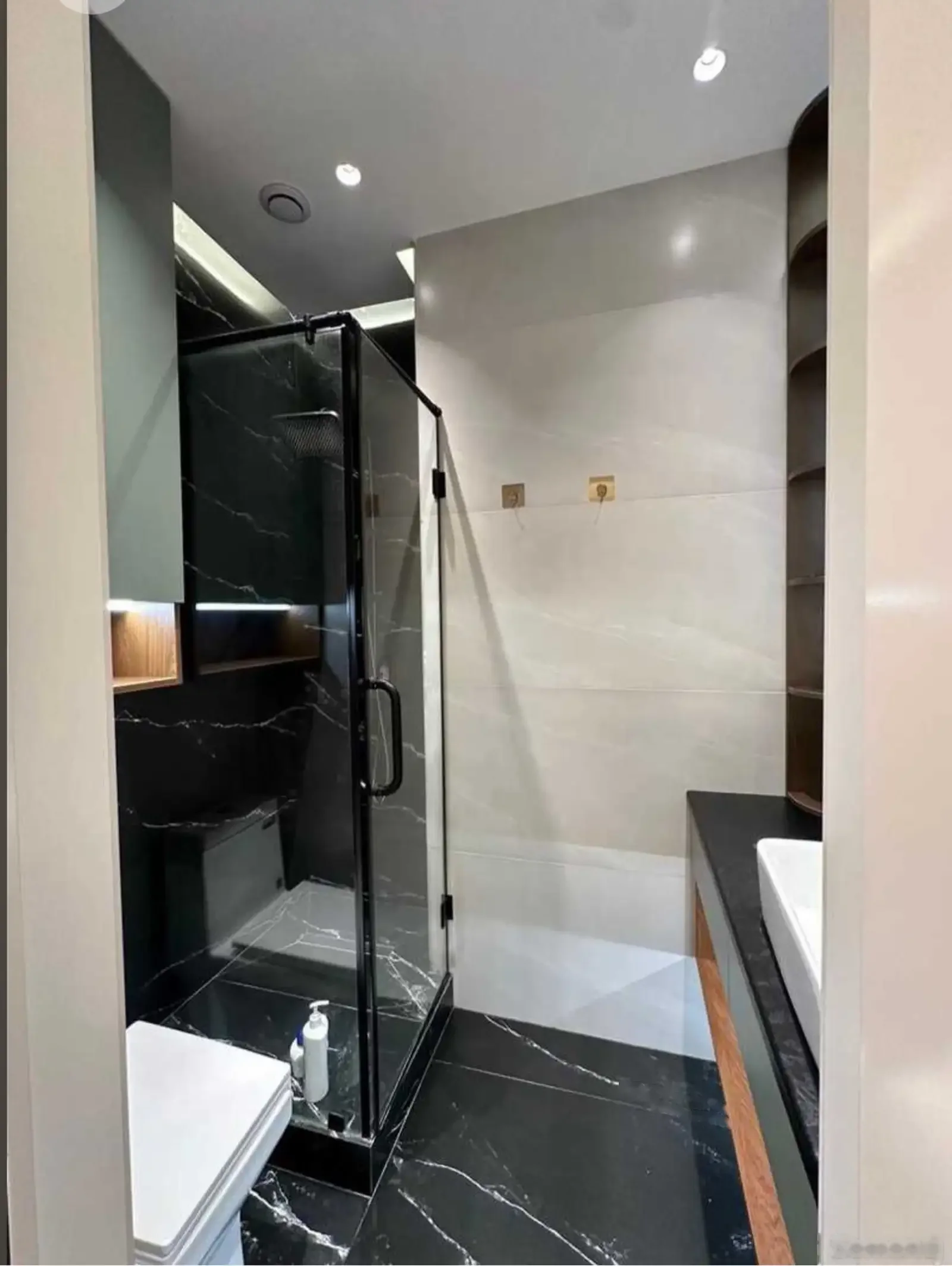 3-комн. квартира, 10 этаж, 111м², Ватан