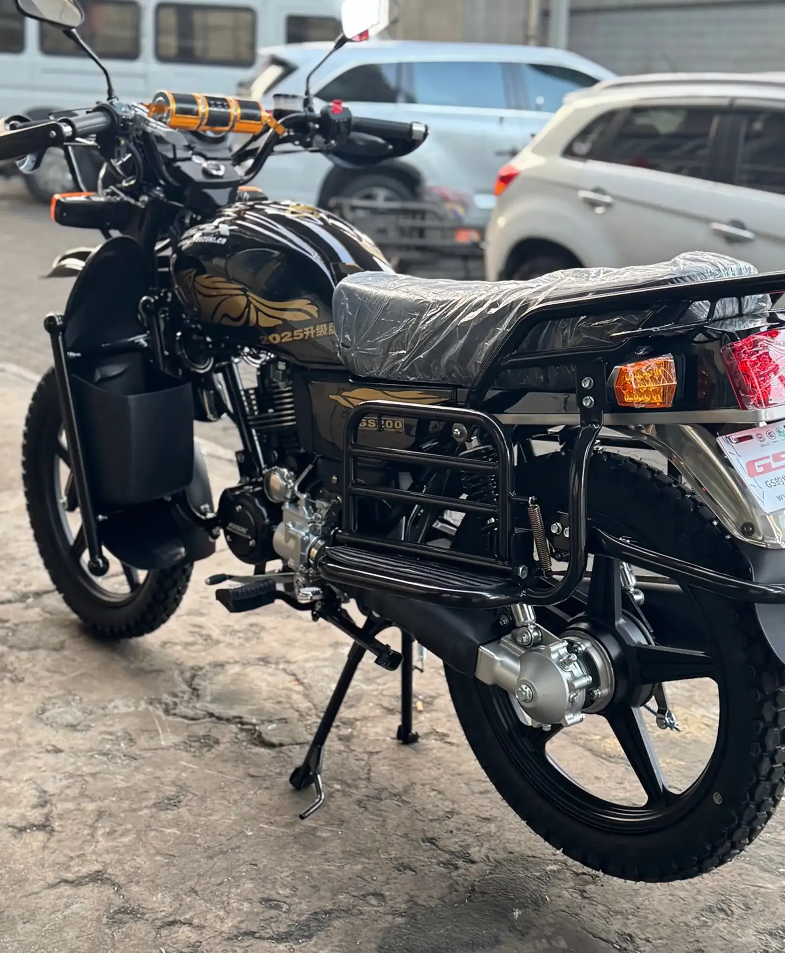 Мотоцикл GS200