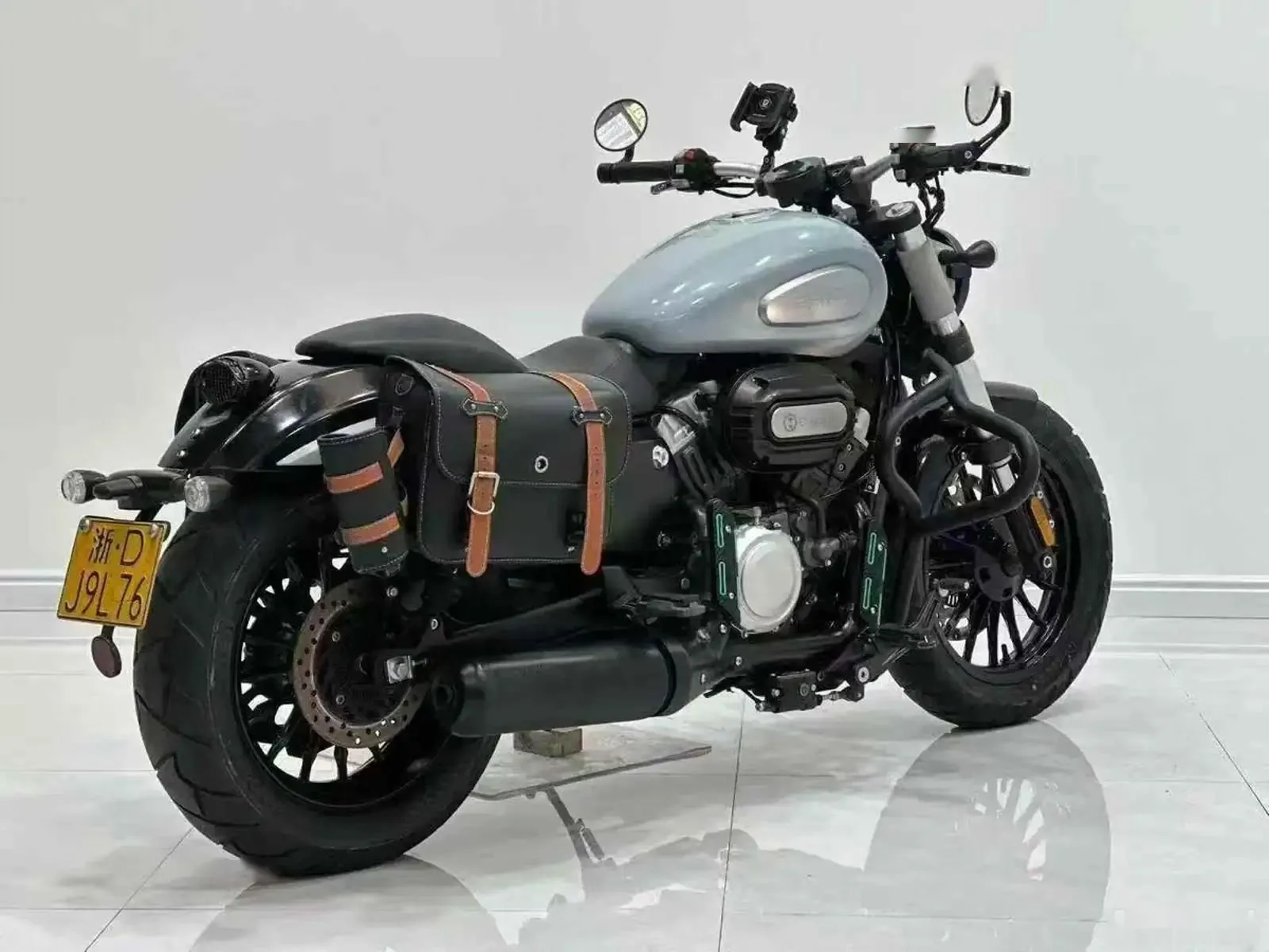 Мотоцикл Harley Devison 300 cc