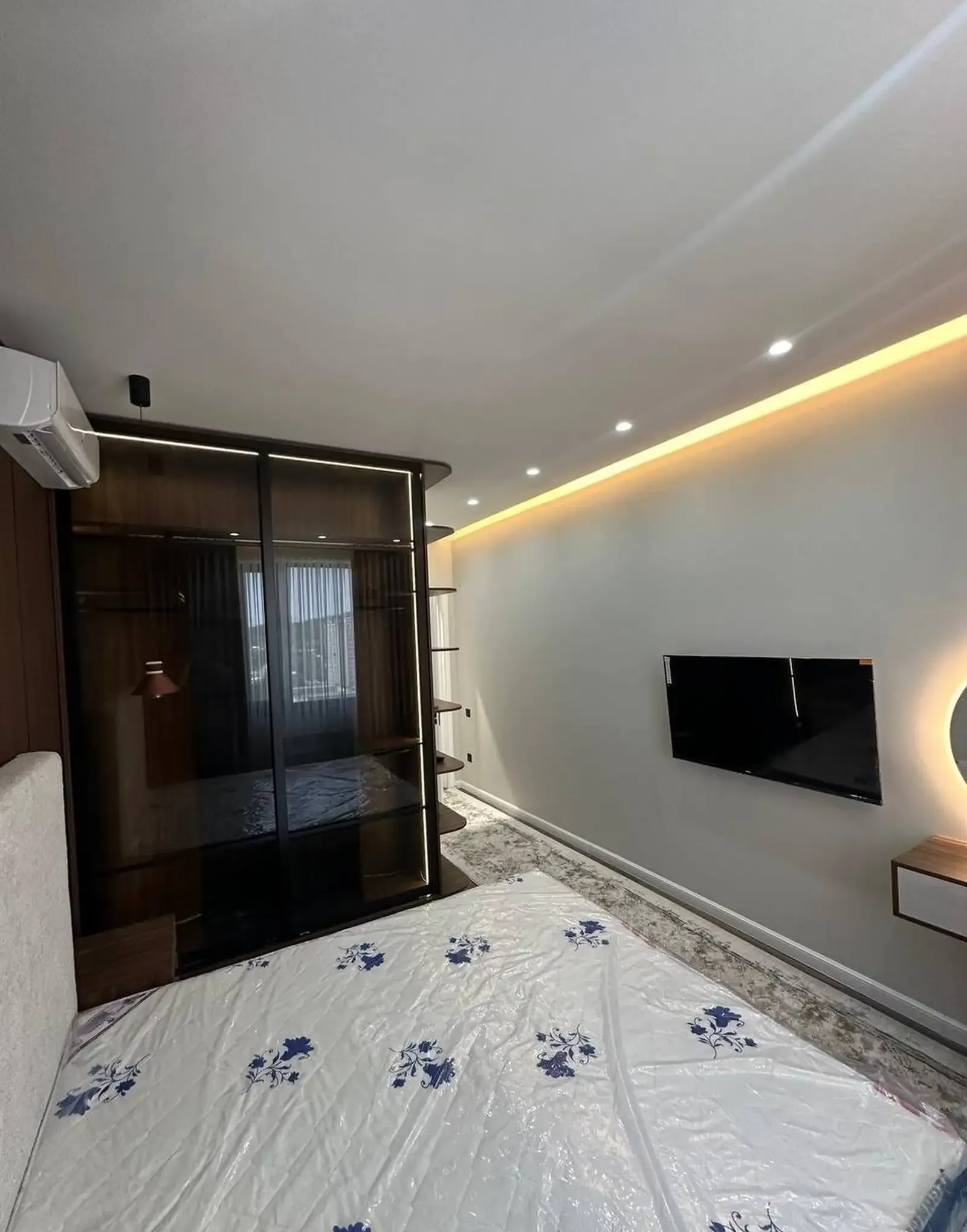 3-комн. квартира, 16 этаж, 95 м², И Сомони — фото 5