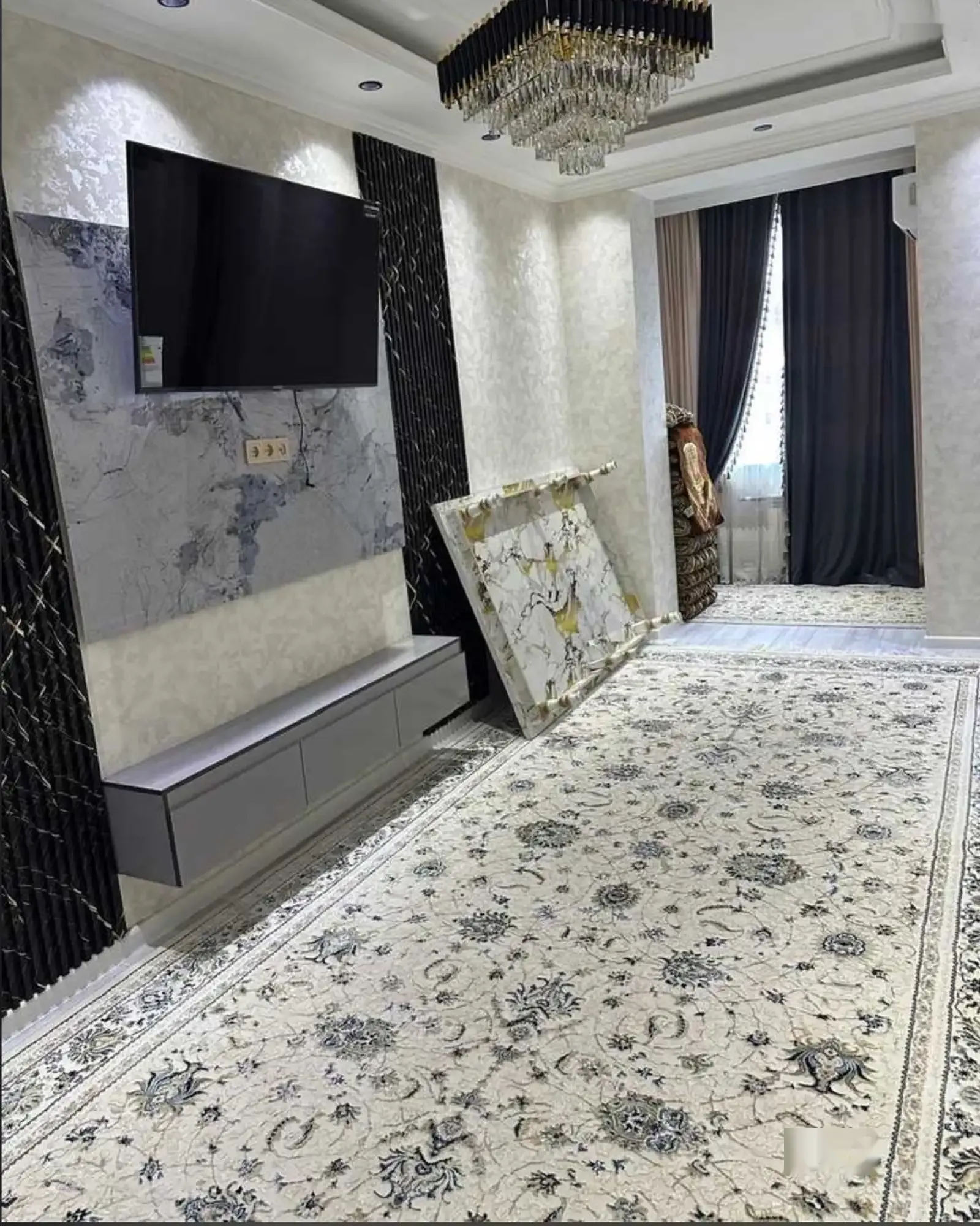 2-комн. квартира, 17 этаж, 80м², Фирдавси