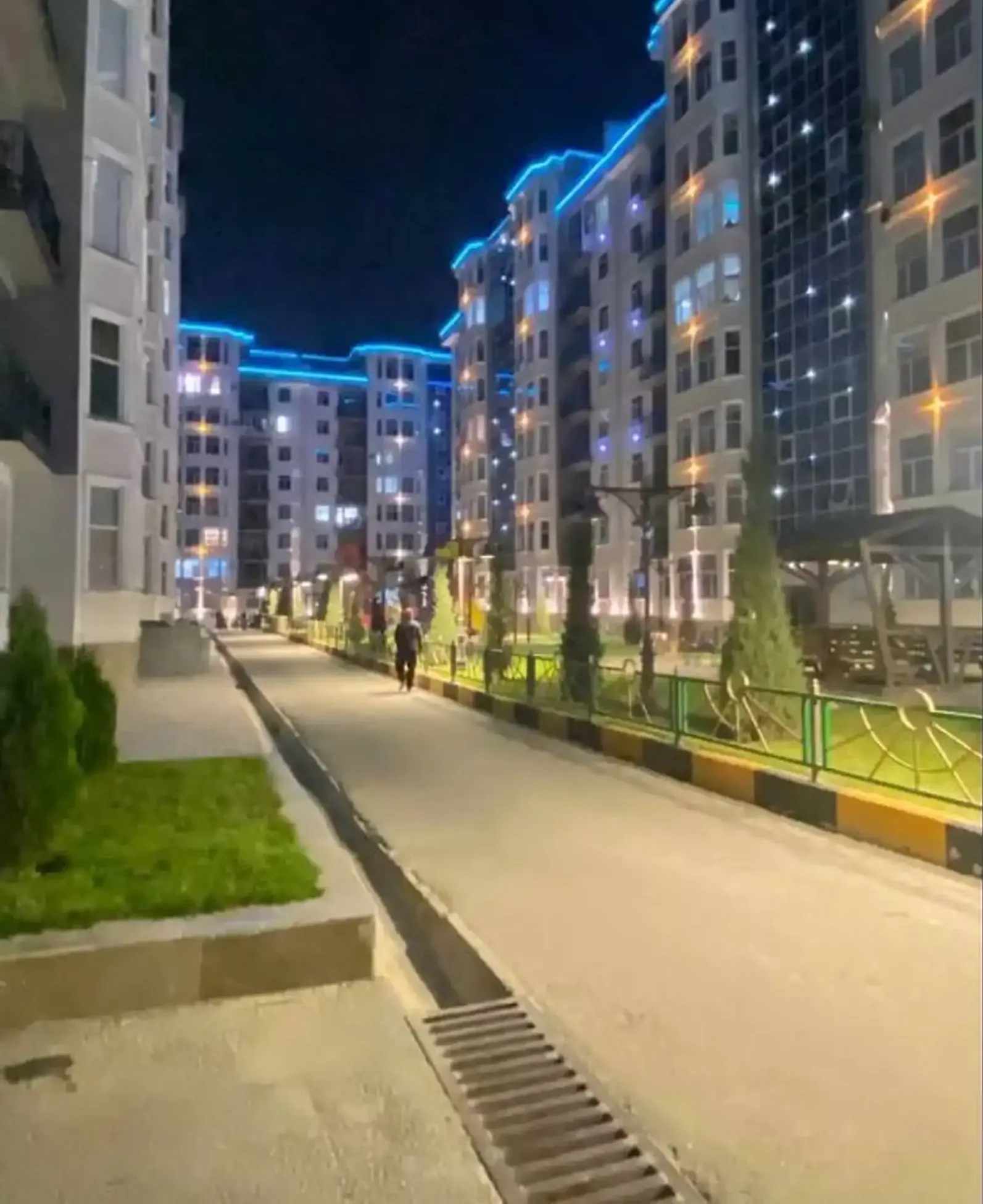 3-комн. квартира, 4 этаж, 106 м², н.Сино, 91 мкр Лучоб — фото 2